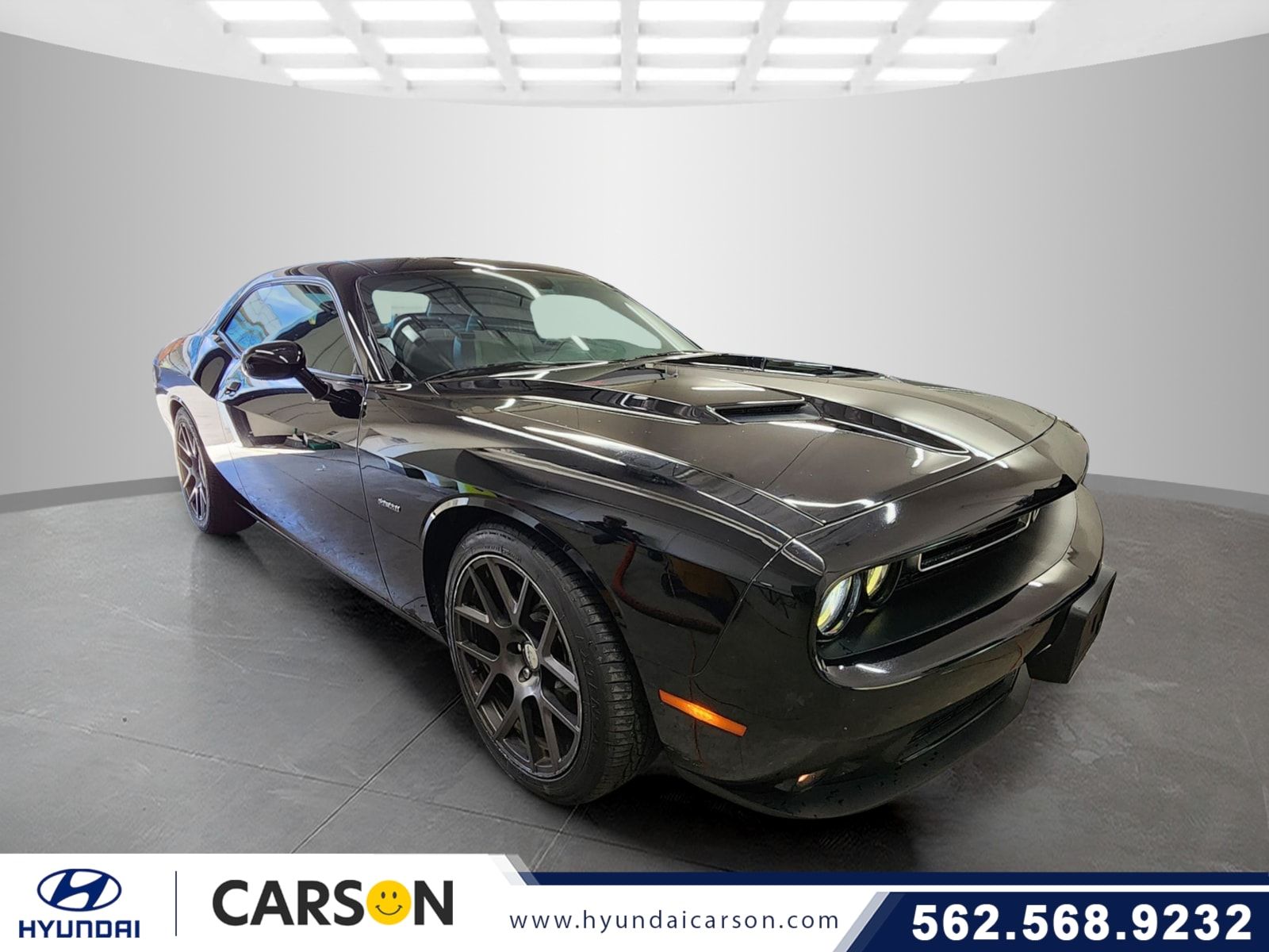 Pitch Black Clearcoat 2016 Dodge Challenger R/T RWD Coupe Rear-Wheel Drive 8-Speed Automatic