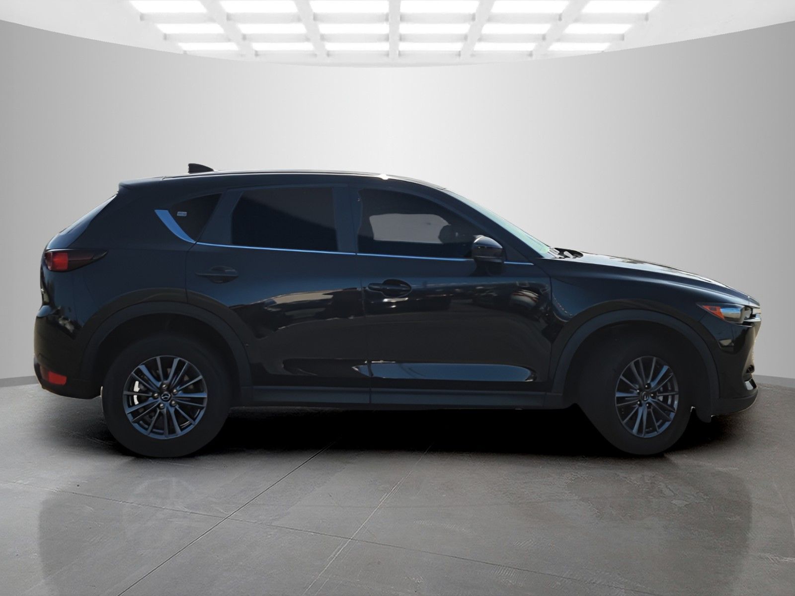 View vehicle photo 3
