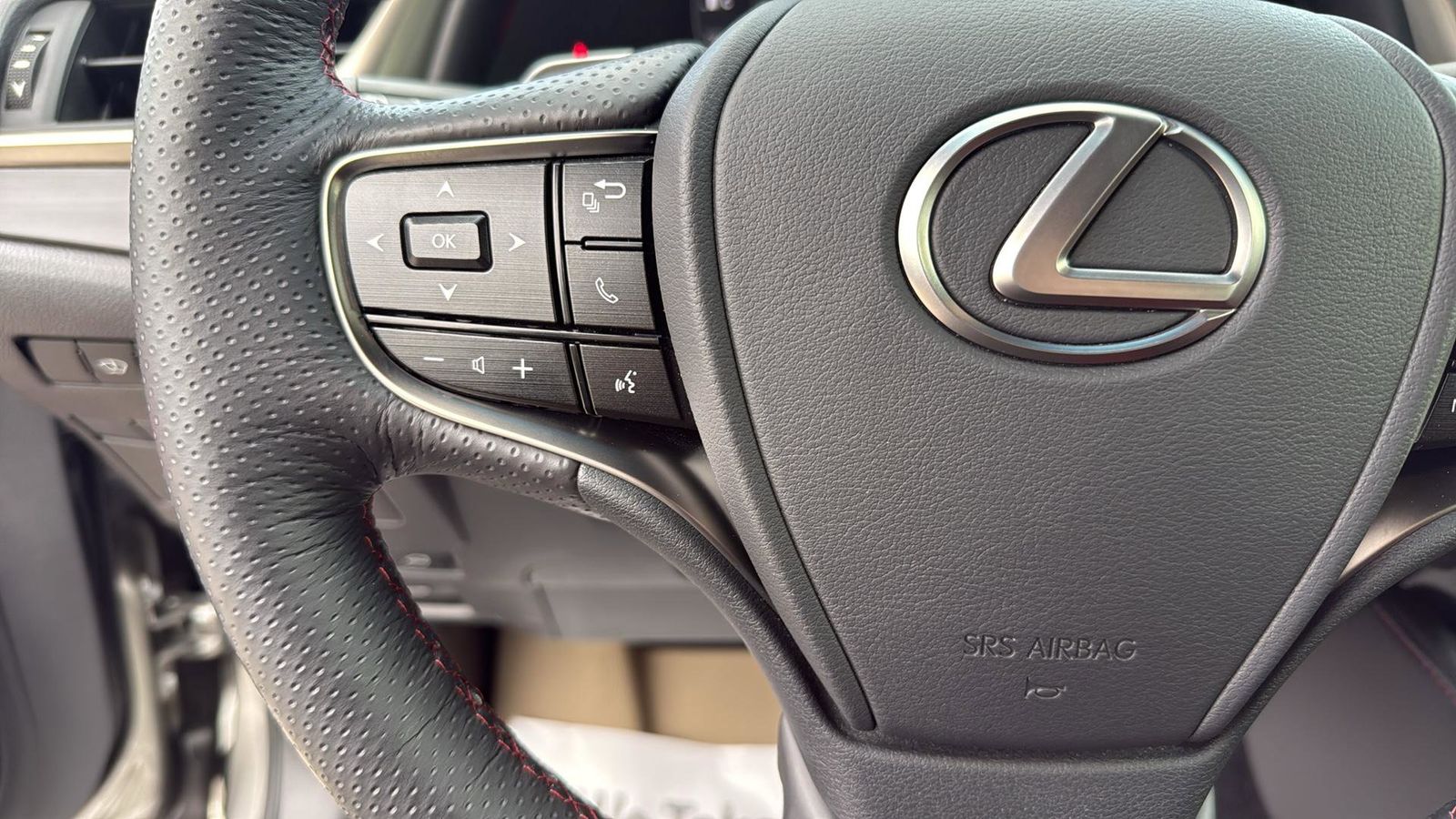 Used Car 2021 Lexus Es  350 F Sport For Sale In Austin, Texas