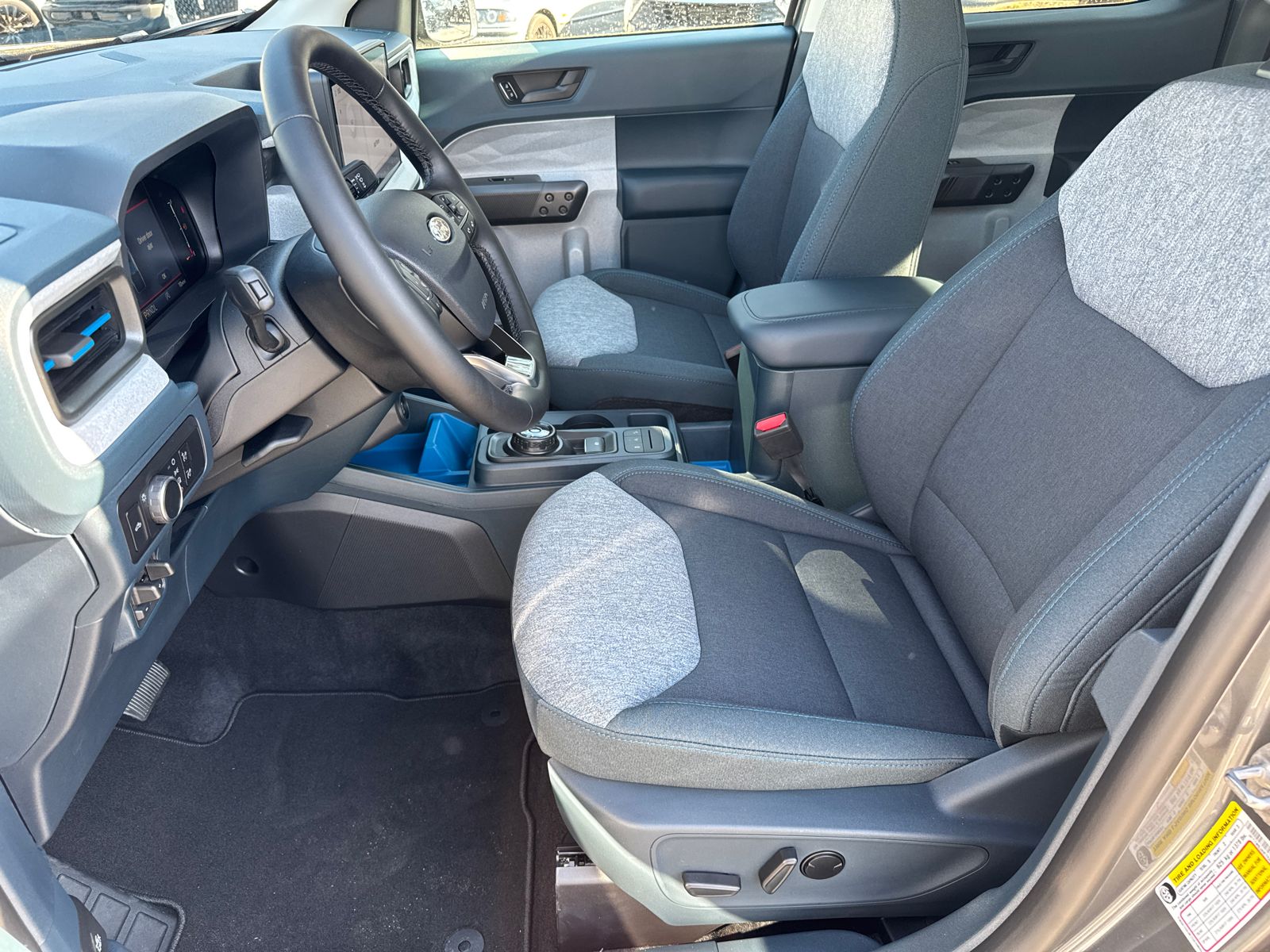 New 2026 Carbonized Gray Metallic Ford XLT image 10