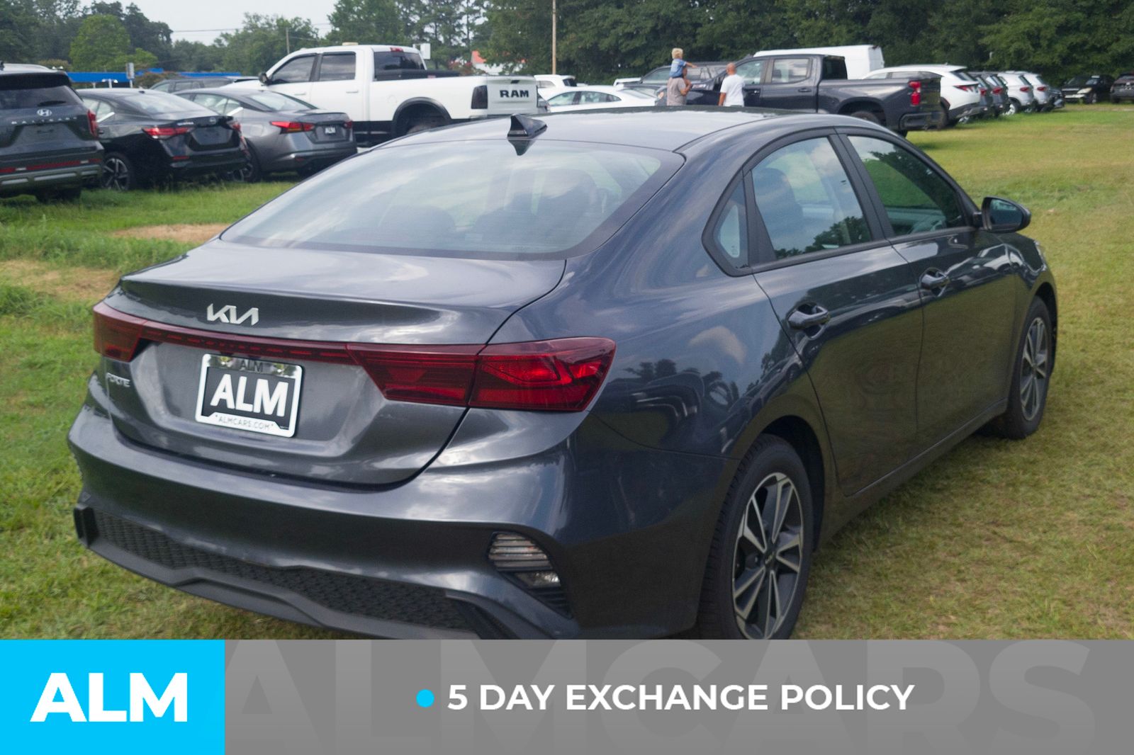 Used 2023 Gray Kia LXS image 4