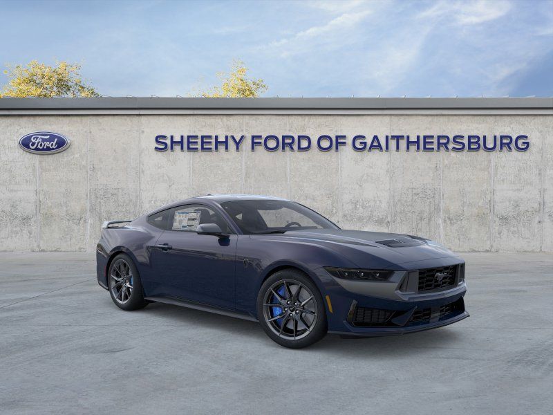 2026 Ford Mustang Dark Horse's photo