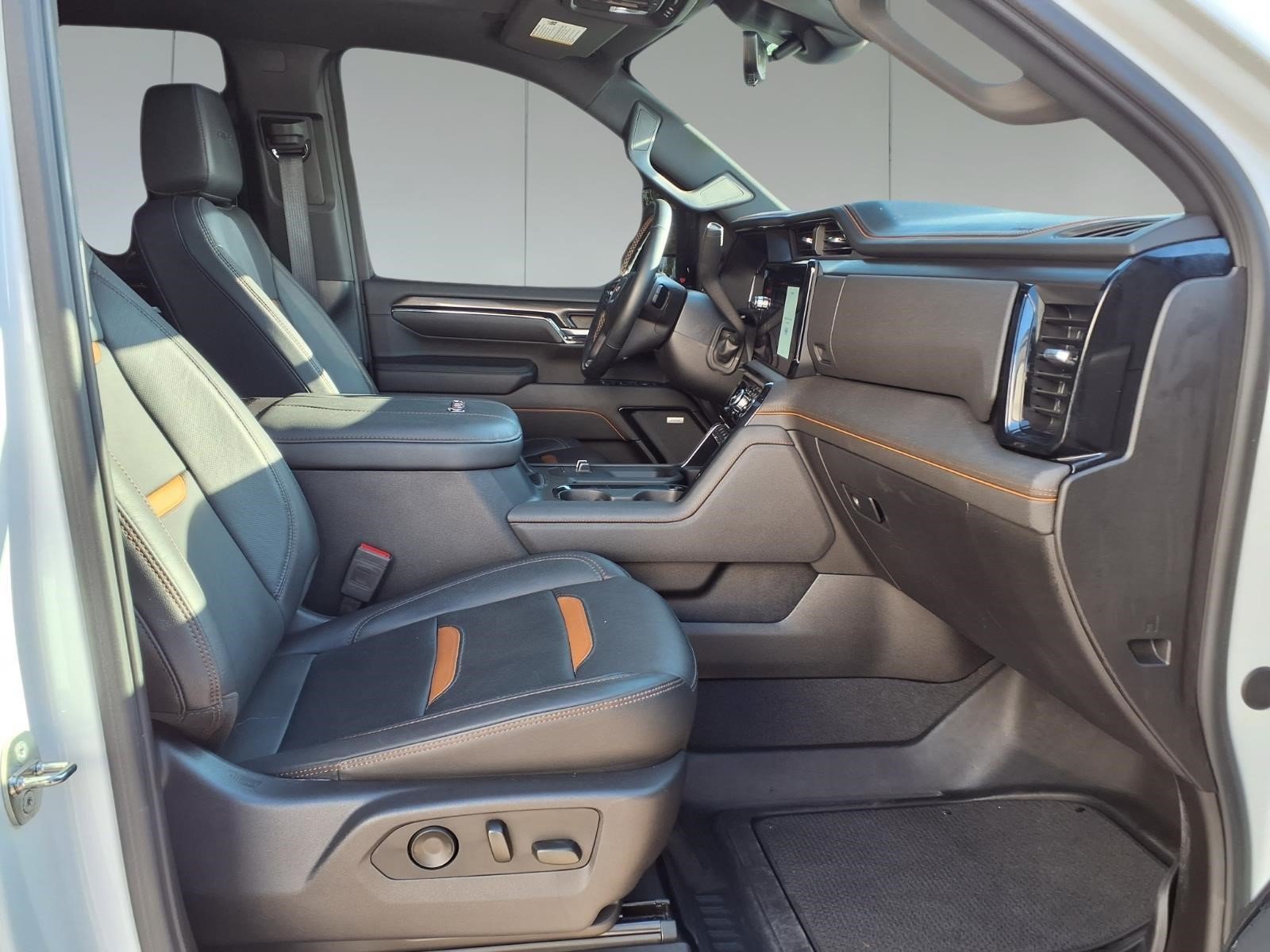 2024 GMC Sierra 2500HD AT4 White at Big Star Buick GMC