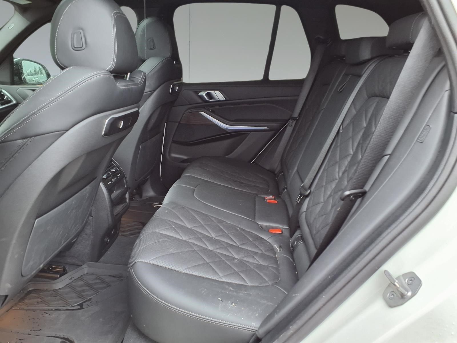 2025 BMW X5 sDrive40i White at DeMontrond Auto Country