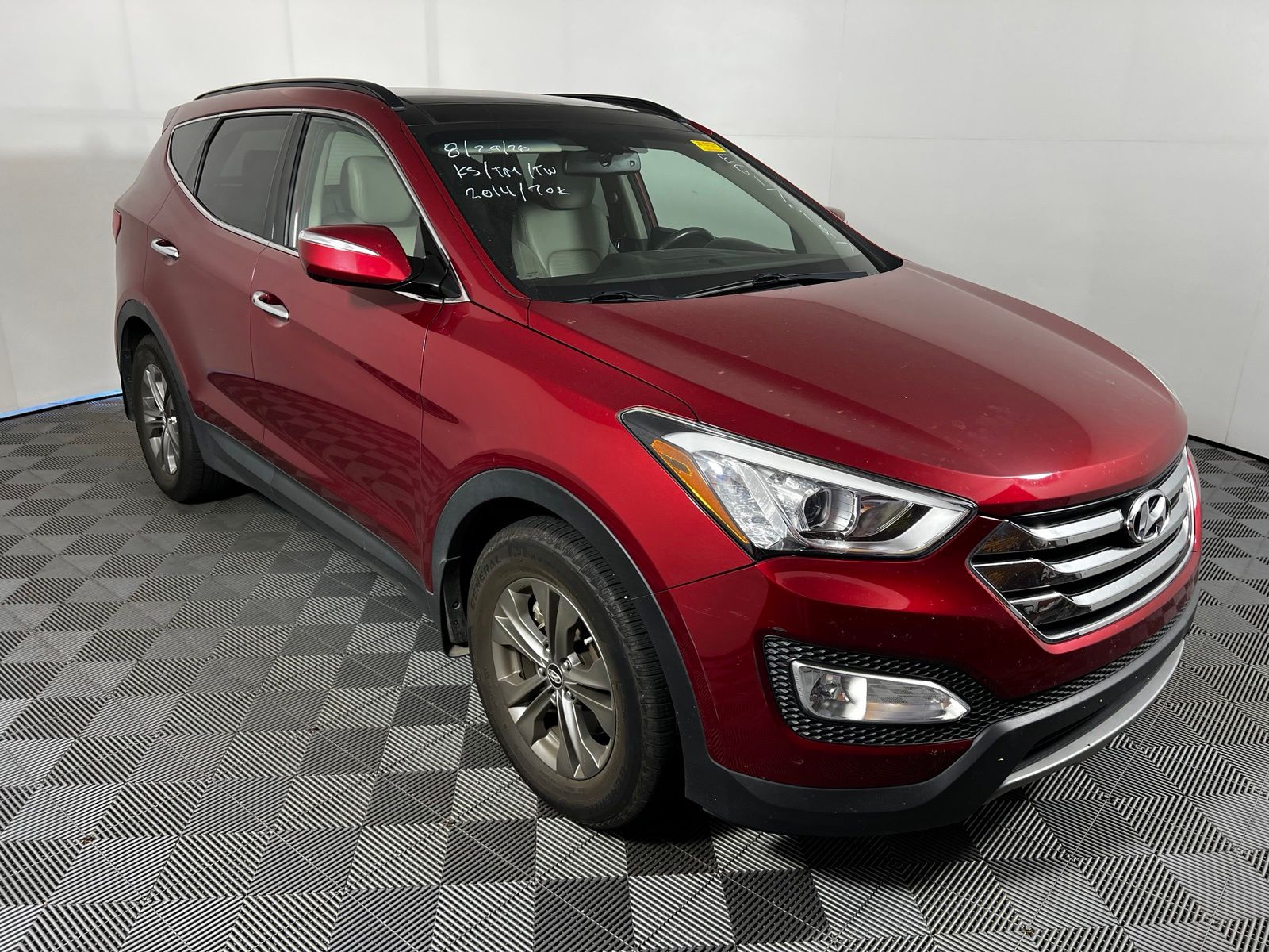 Thumbnail: 2014 Hyundai Santa Fe - 3