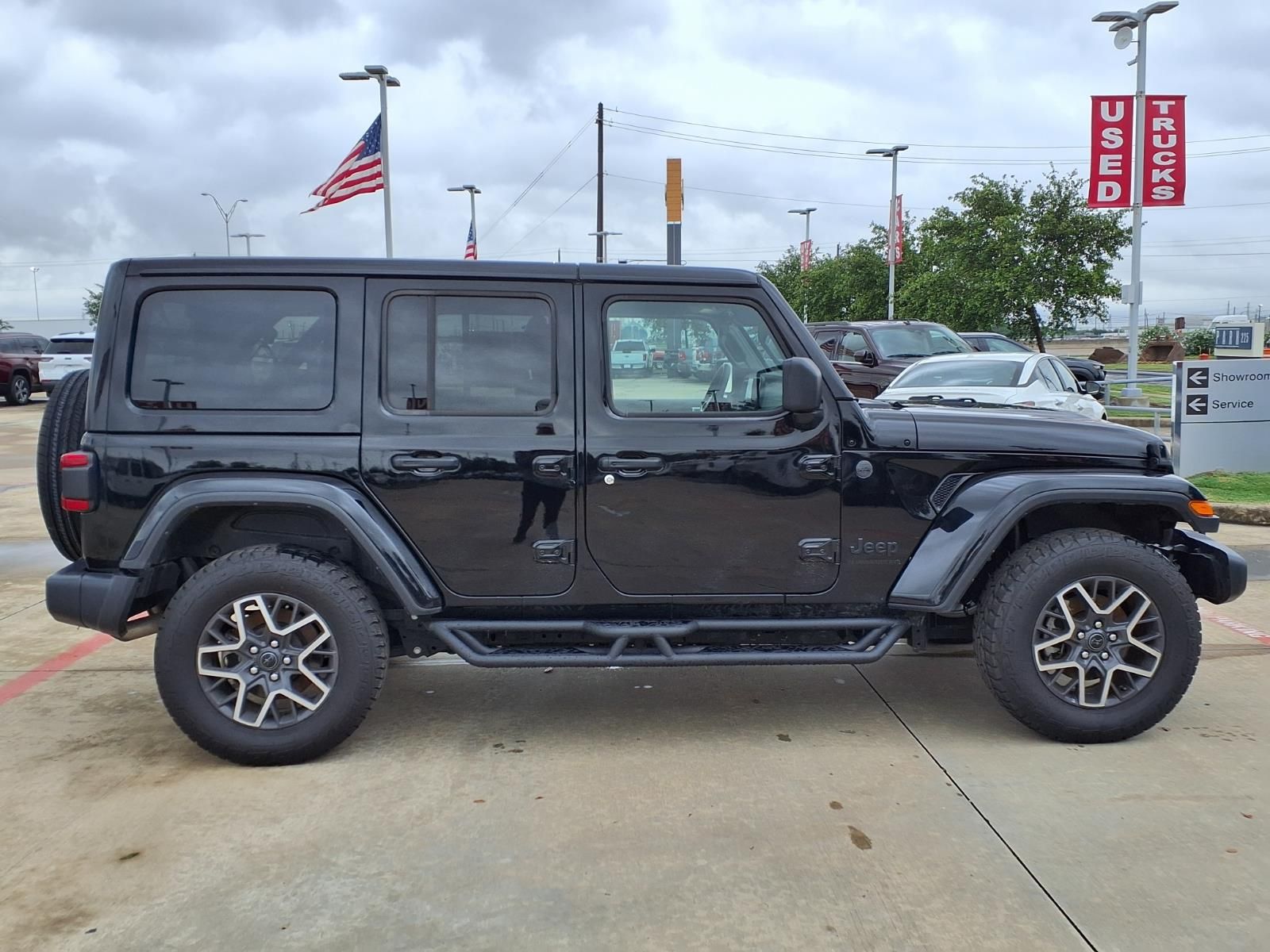 2025 Jeep Wrangler Sahara - 3