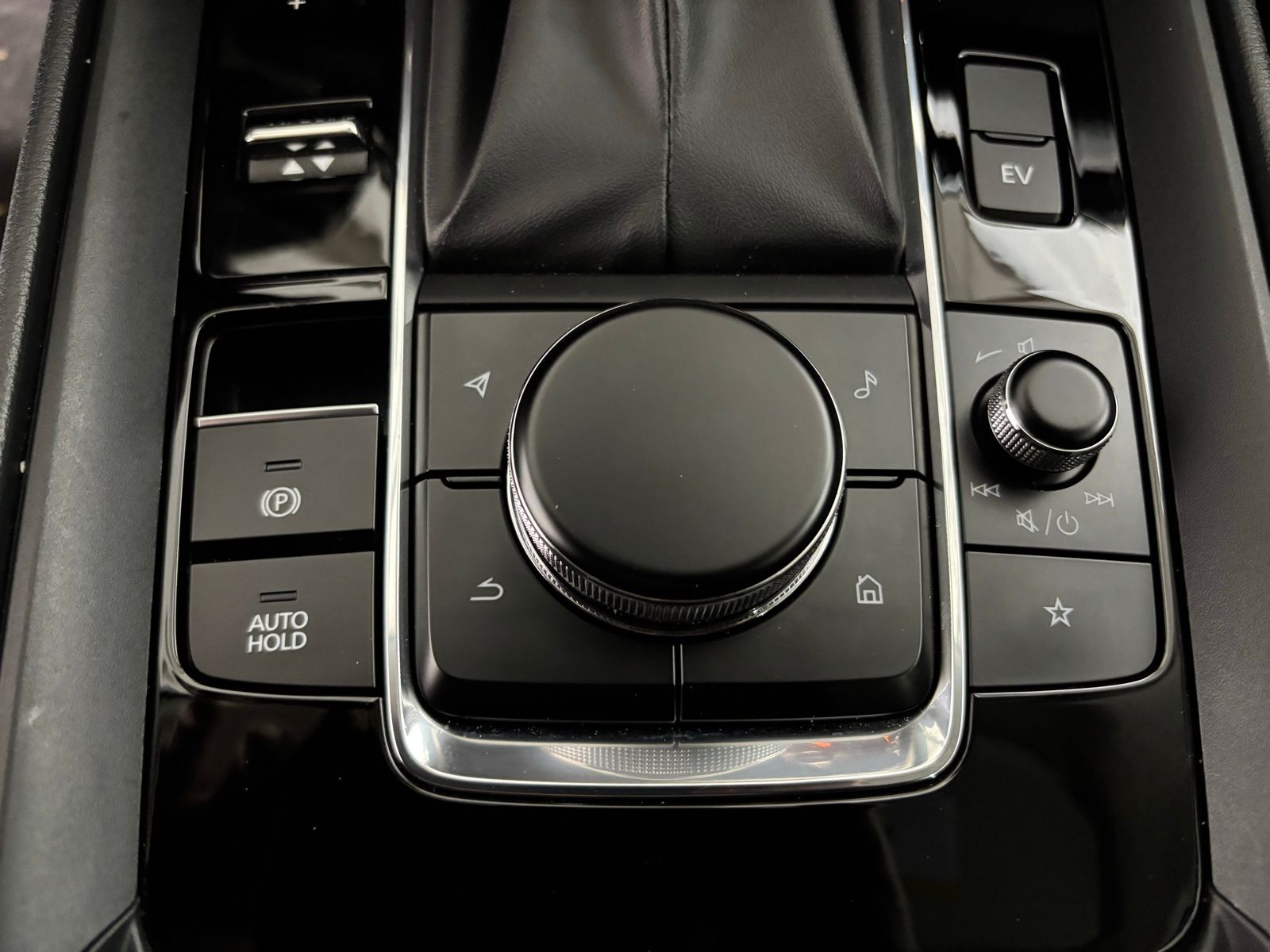 Used Car 2025 Mazda Cx-50 Hybrid  Premium Plus For Sale Under $35,000 In Austin, Texas