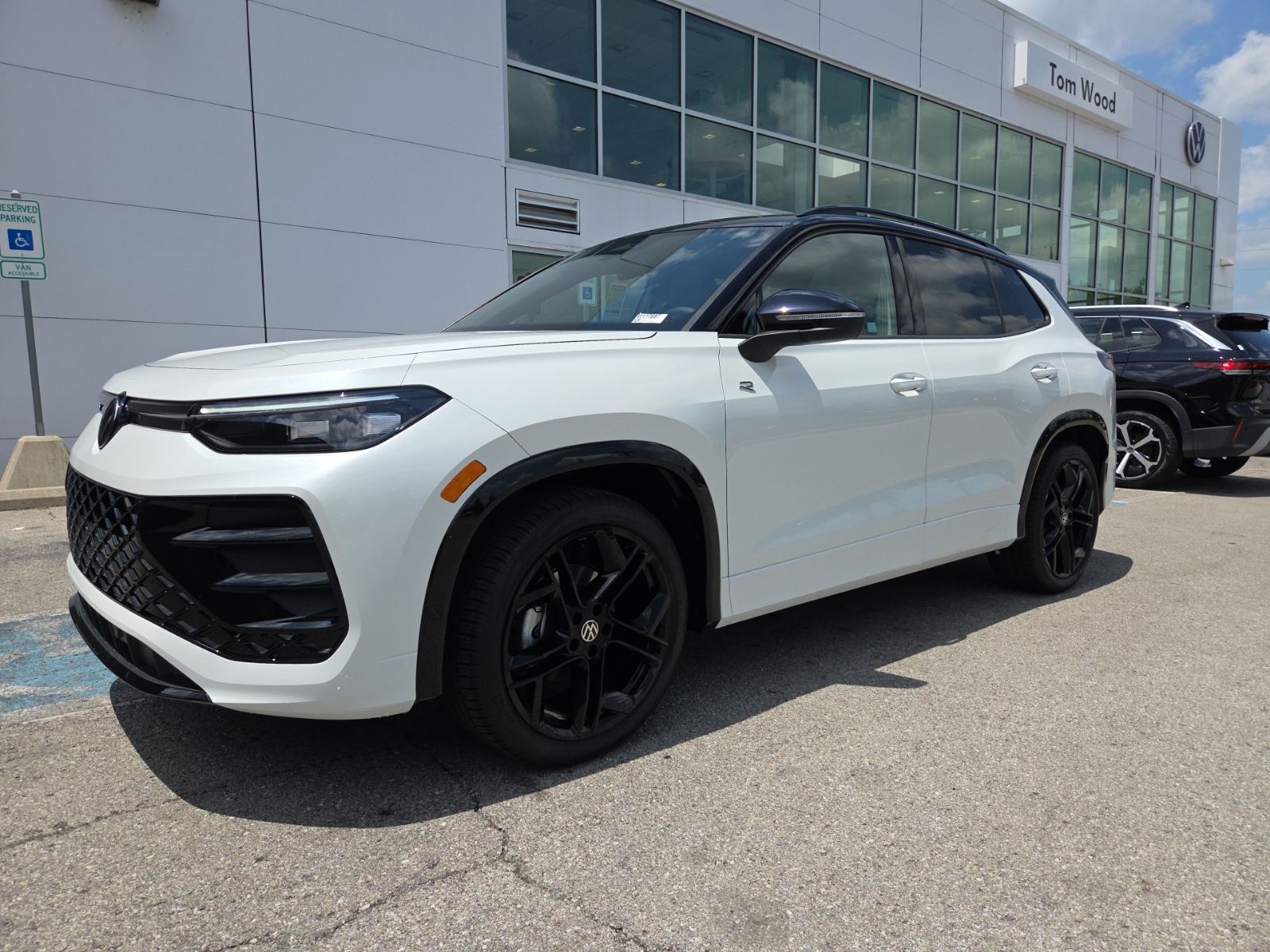 new 2026 Volkswagen Tiguan car, priced at $38,673