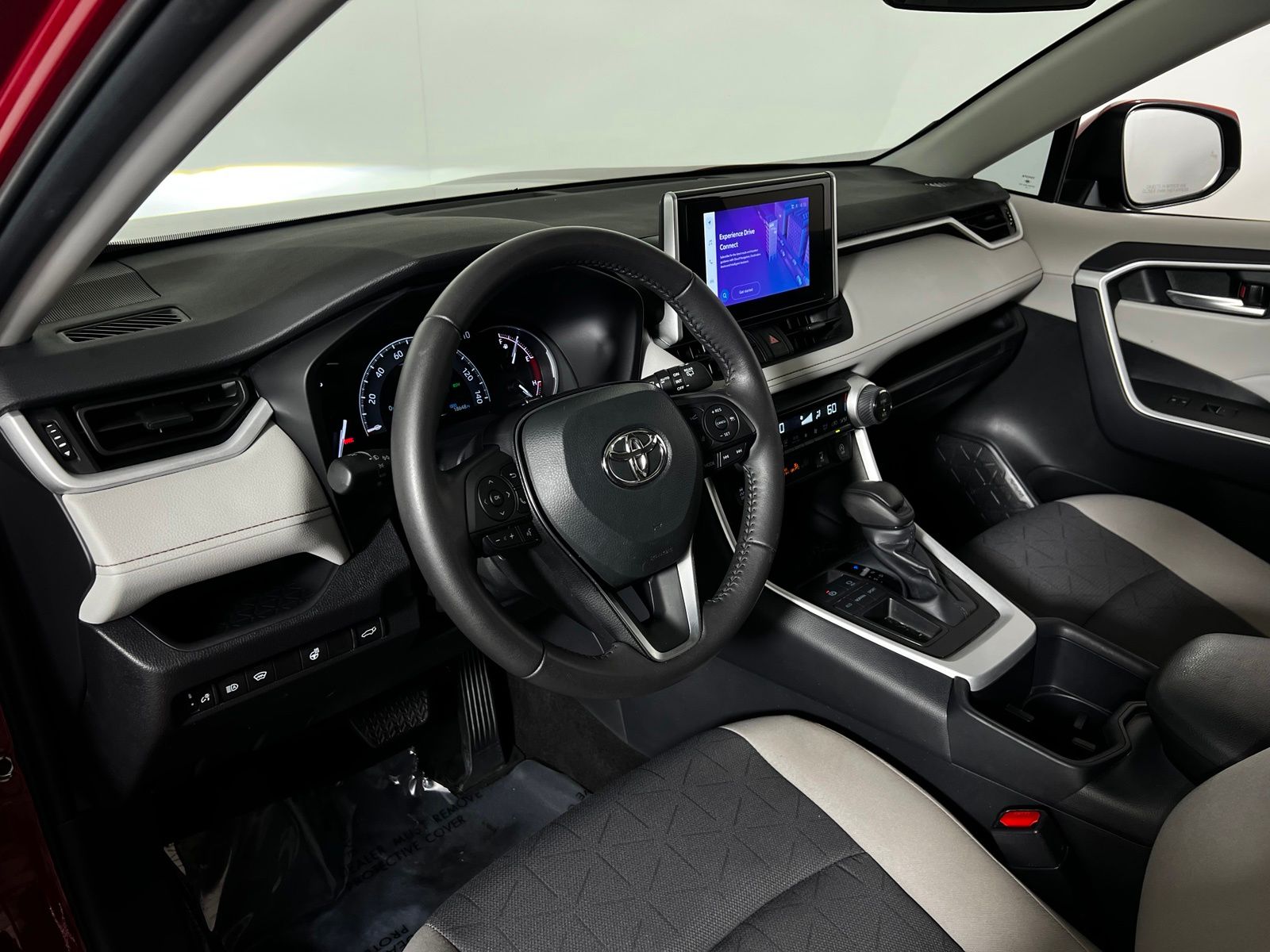 Thumbnail: 2025 Toyota RAV4 - 9