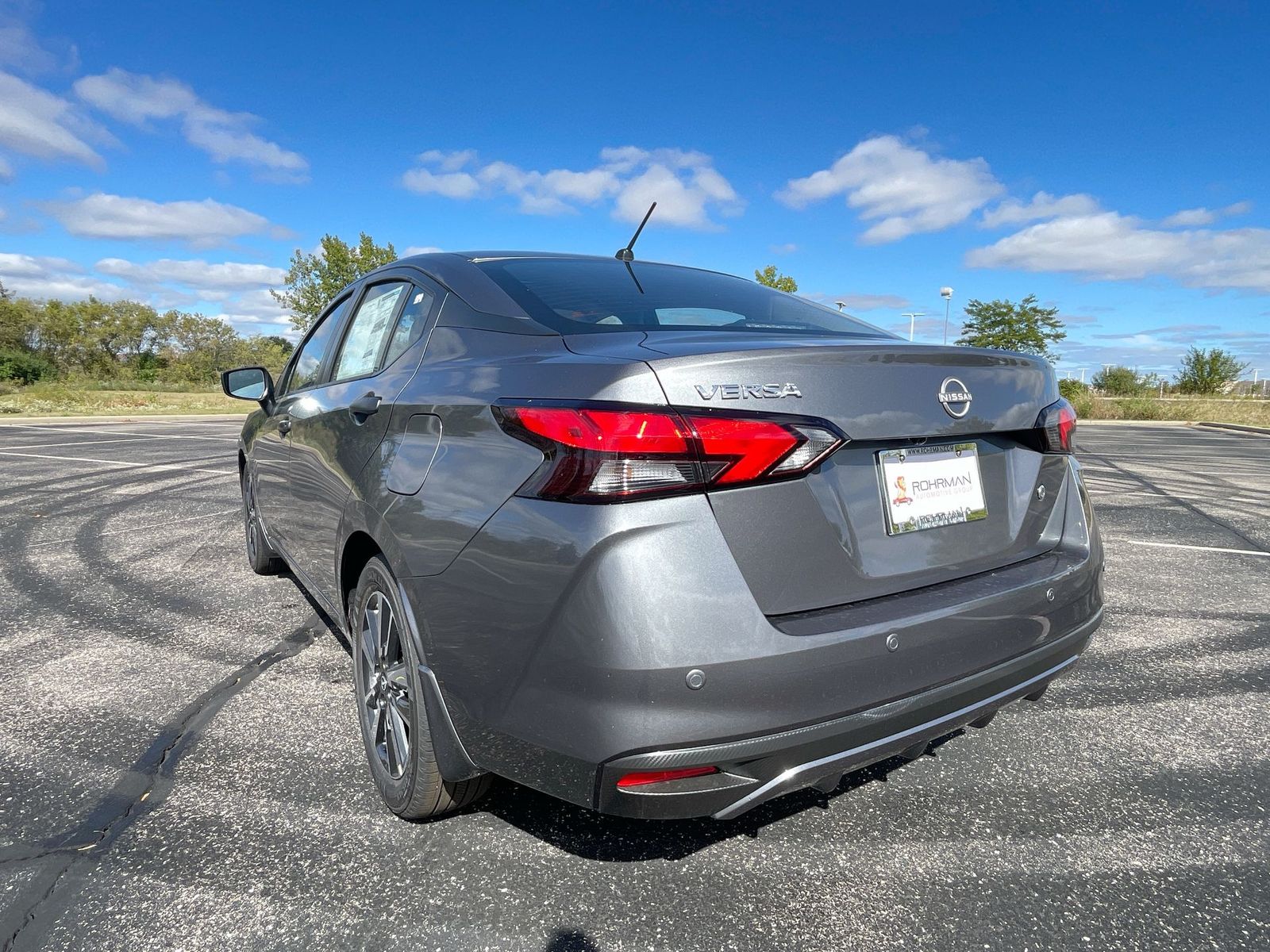 2024 Nissan Versa 1.6 S 31