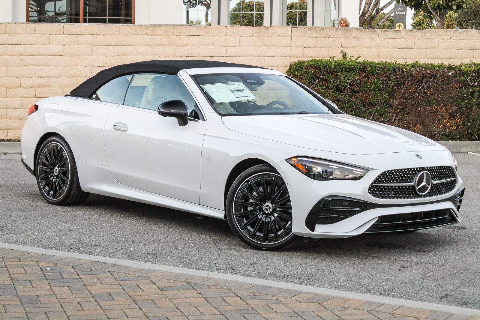 2026 Mercedes-Benz CLE CLE 300's photo