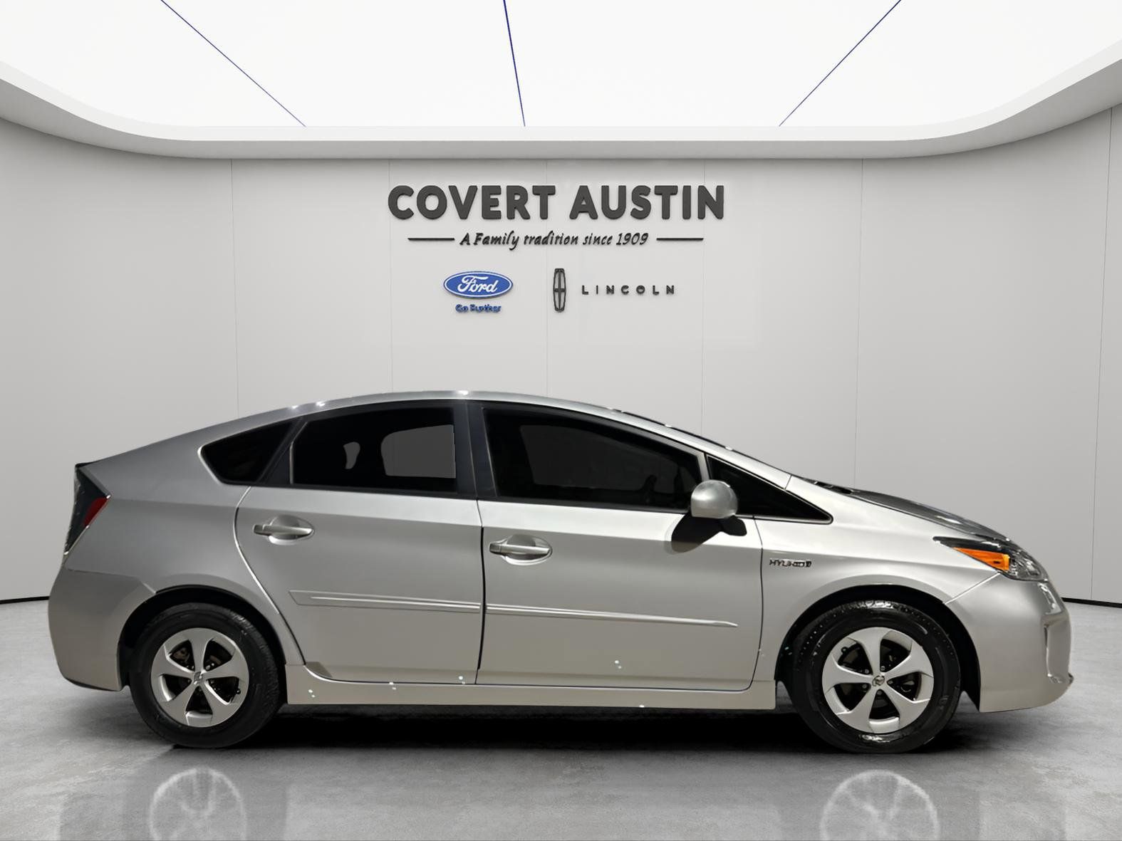Used Car 2015 Toyota Prius  Two For Sale Under $10,000 In Austin, Texas