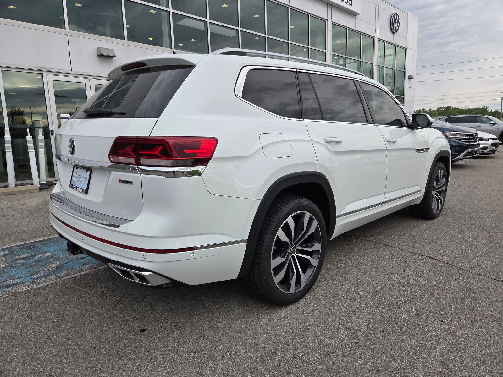 used 2022 Volkswagen Atlas car, priced at $32,750