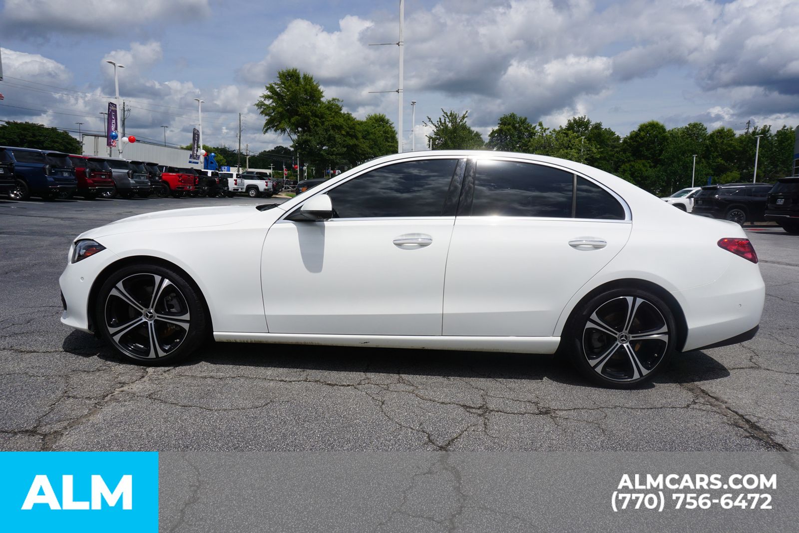 Used 2023  Mercedes-Benz C 300 image 10