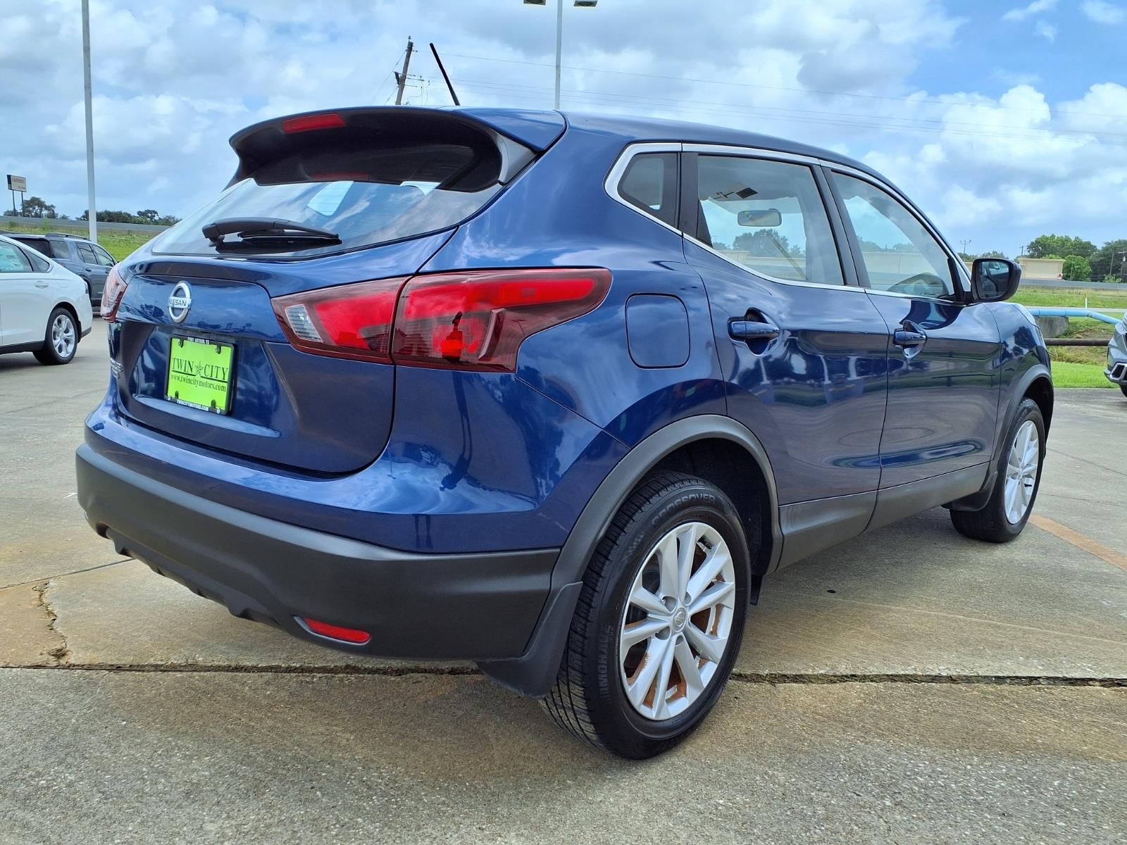 Used 2018 Nissan Rogue Sport S with VIN JN1BJ1CP1JW196942 for sale in Port Arthur, TX