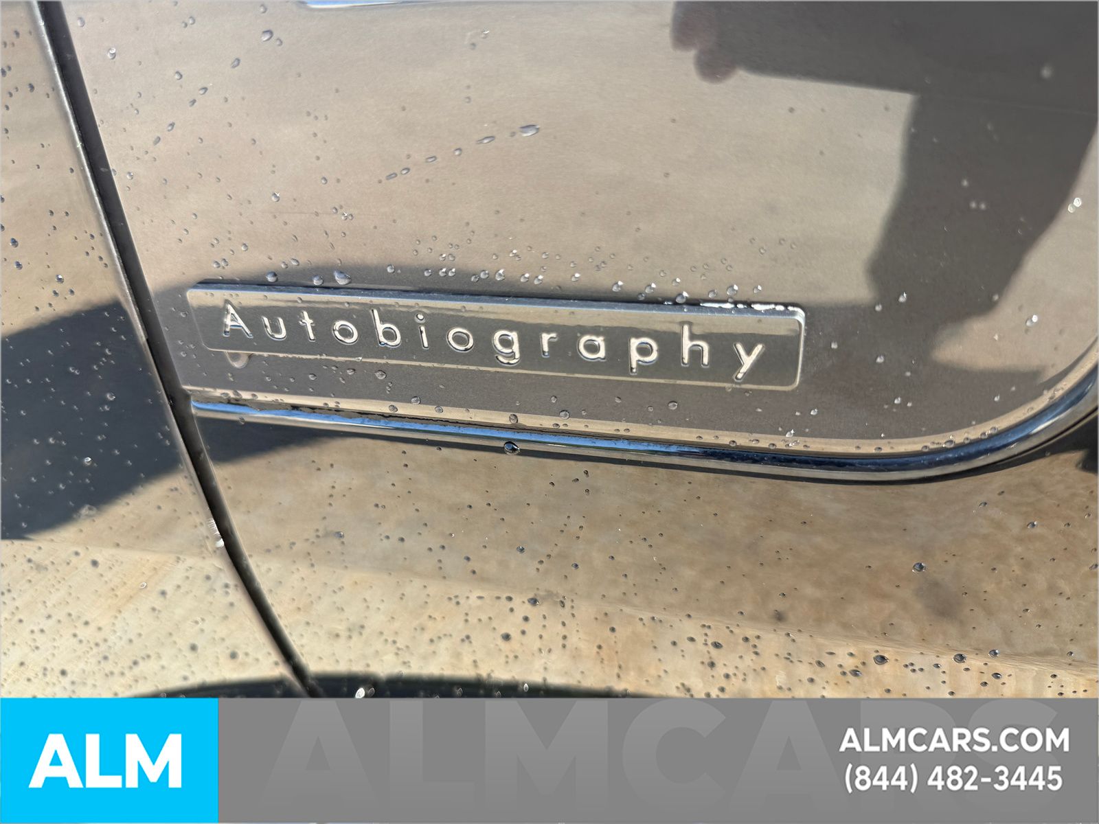 Used 2024 Black Land Rover Autobiography image 12