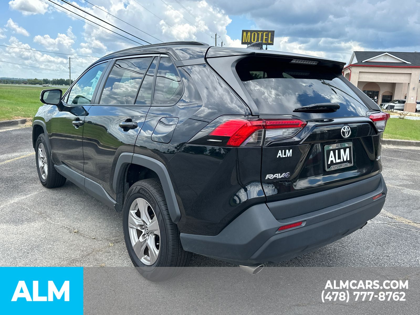 Used 2023 Black Toyota XLE image 8