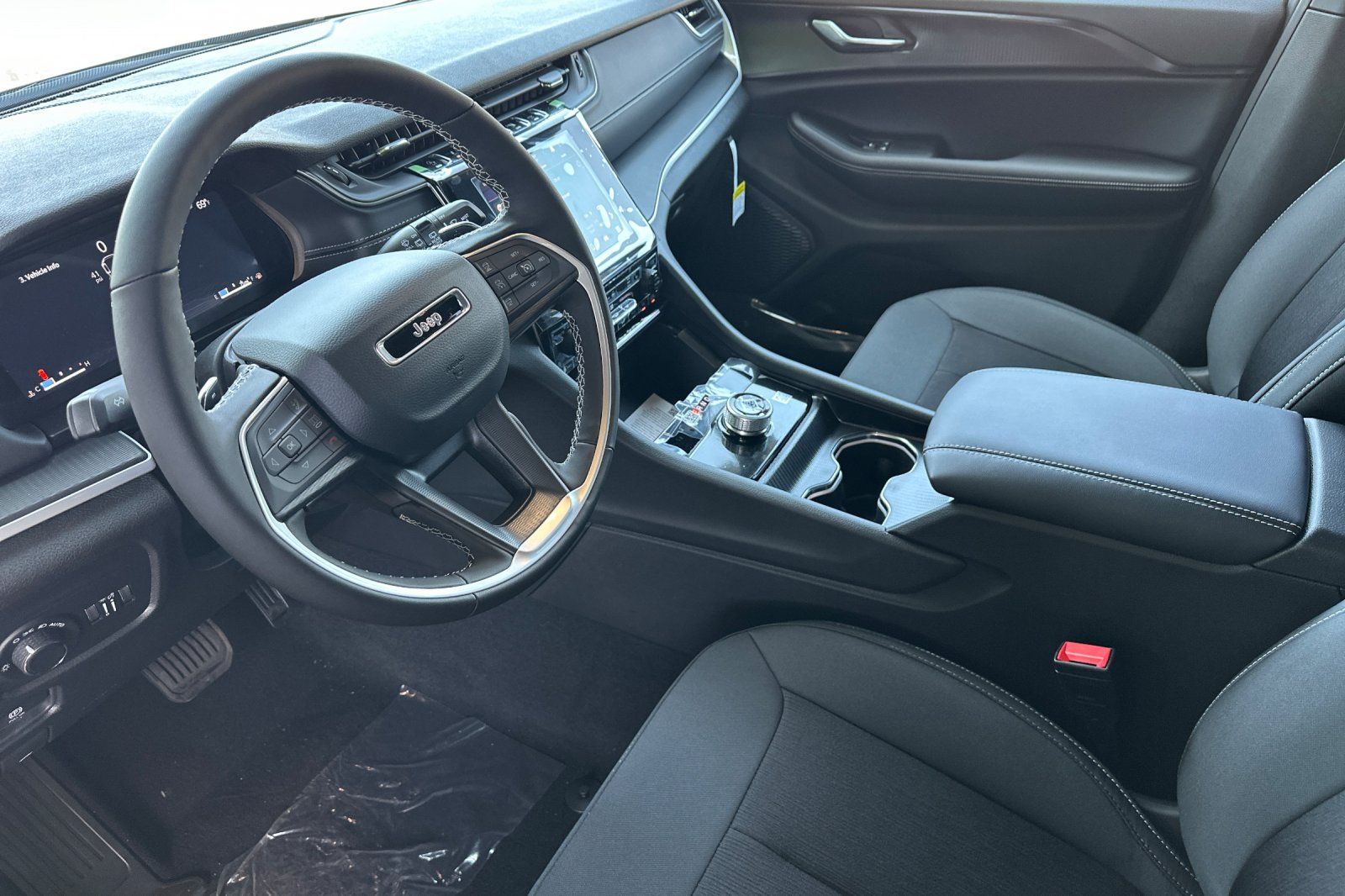 View vehicle photo 7