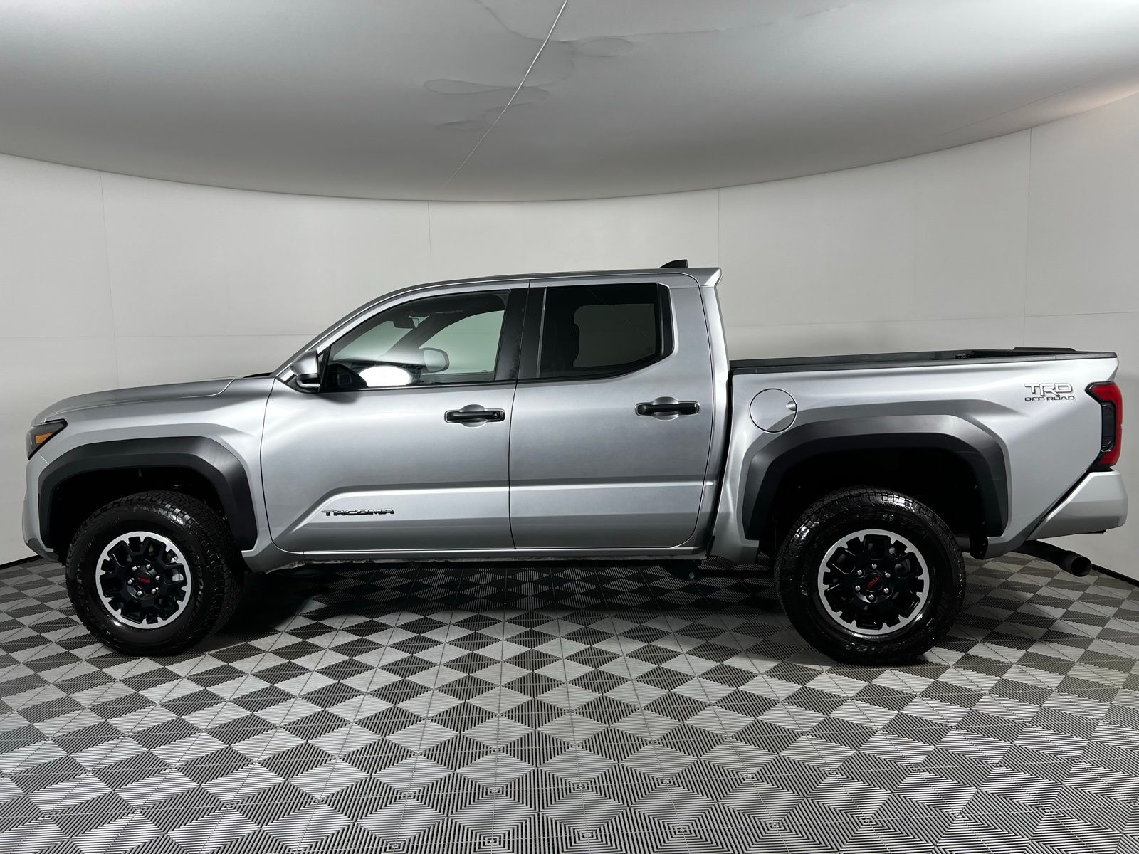 Thumbnail: 2025 Toyota Tacoma - 8