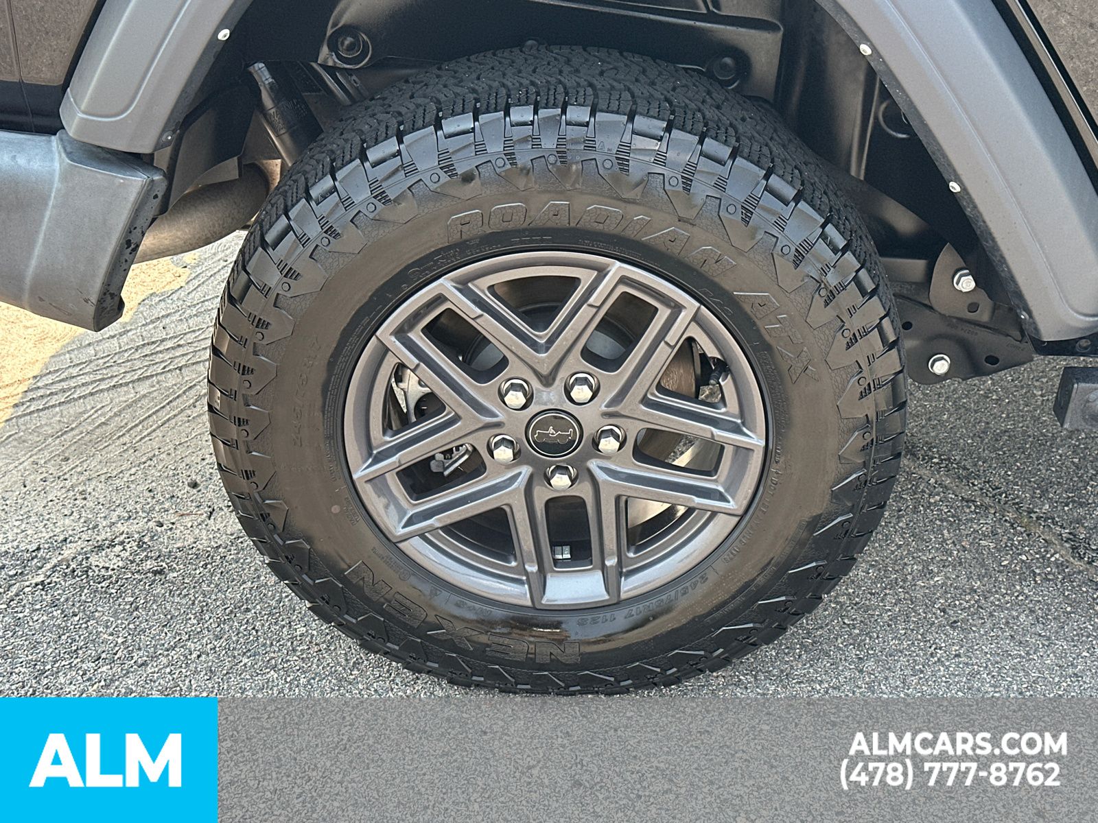 Used 2024 Black Jeep Sport S image 20