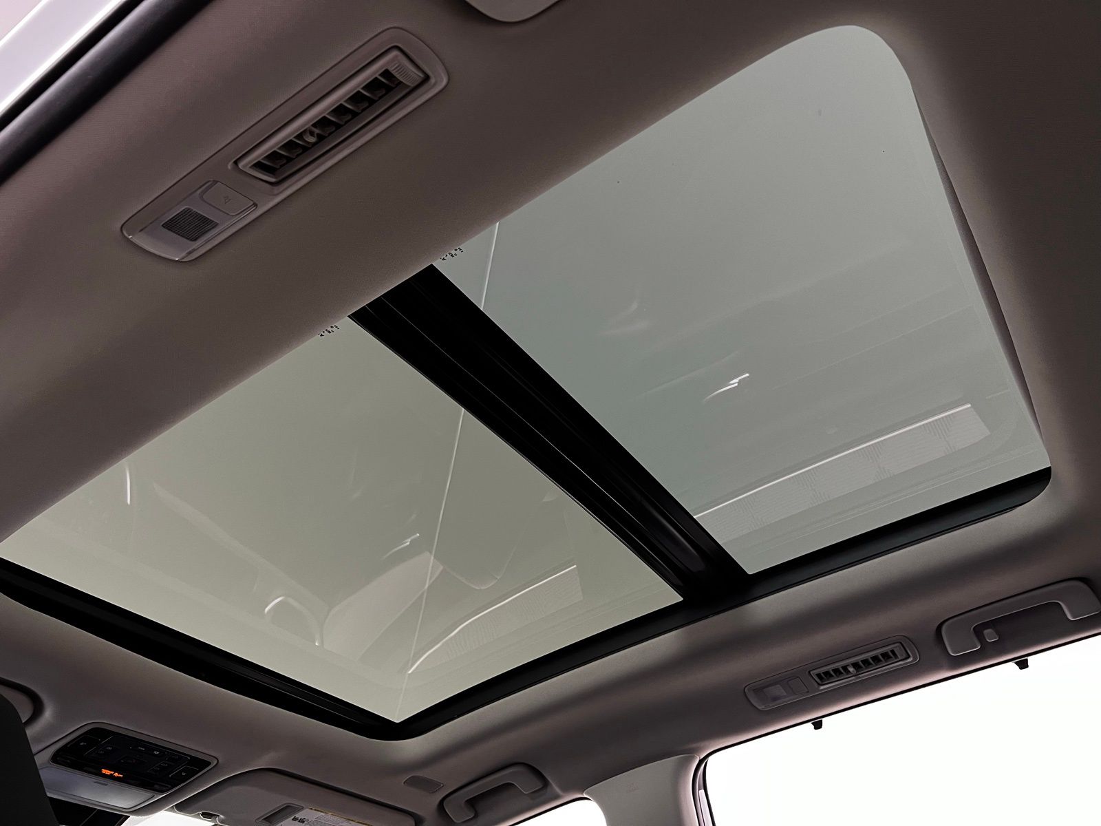 2024 Toyota Grand Highlander Platinum 27