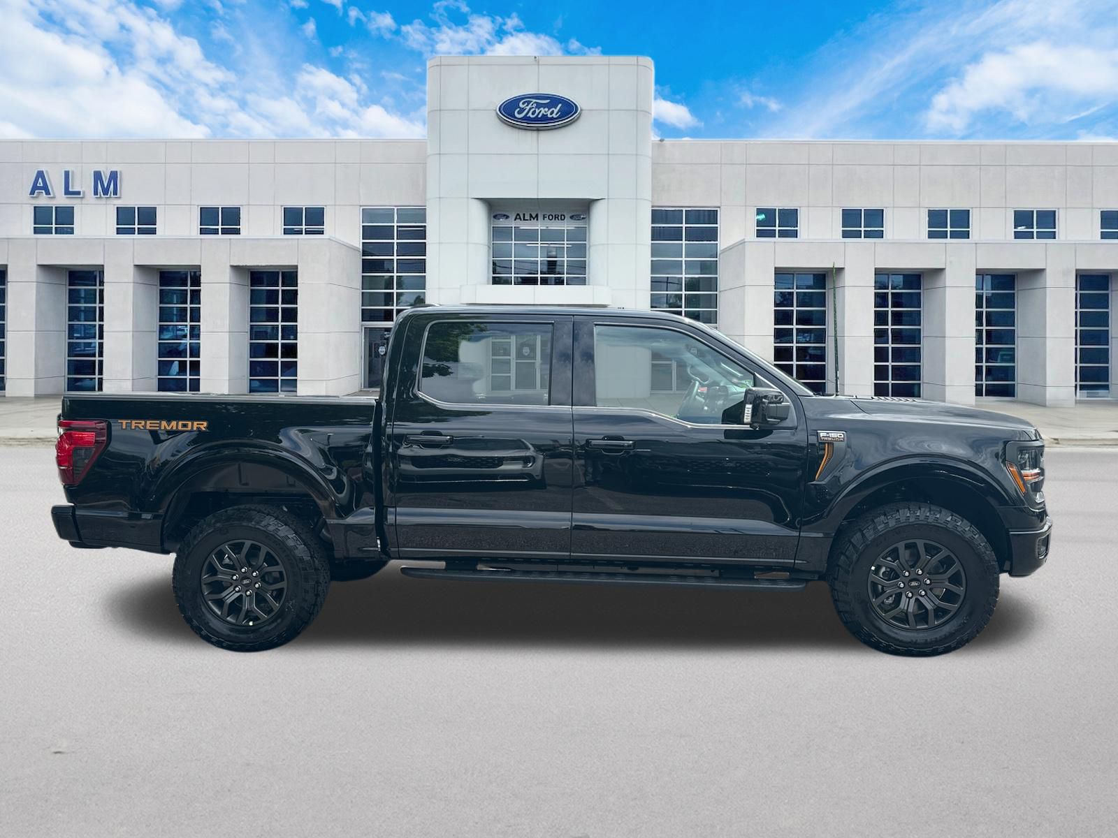 New 2026 Agate Black Metallic Ford Tremor® image 5
