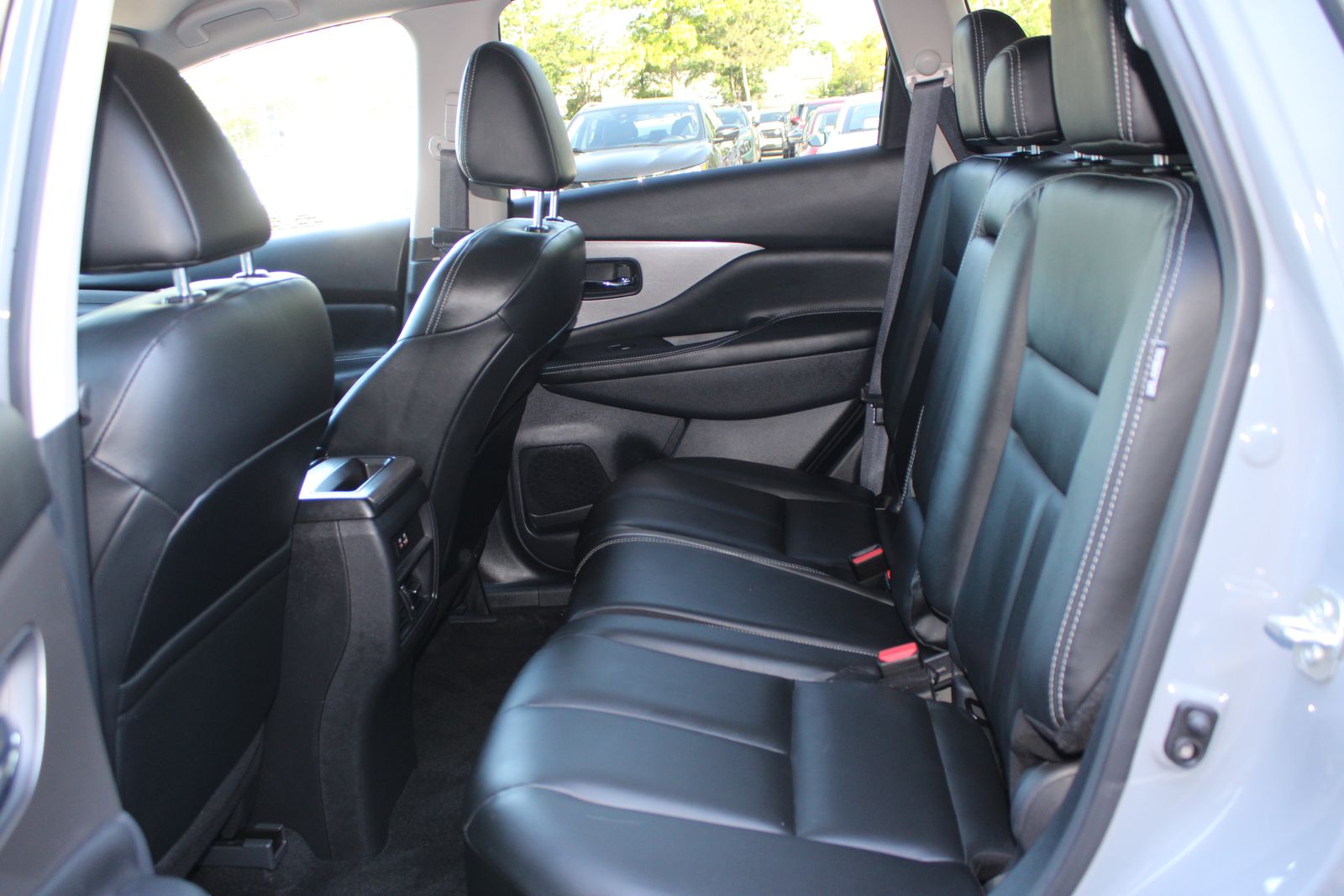 Used 2024 Gray Nissan SV image 12