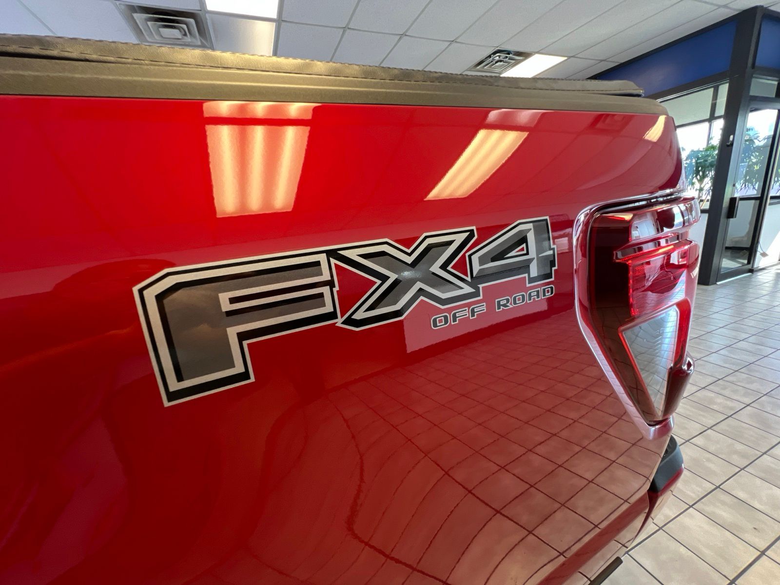 Certified Used 2025 Rapid Red Metallic Tinted Clearcoat Ford XLT image 30
