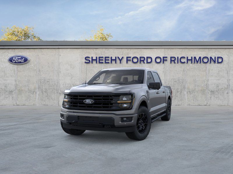 New 2026 Carbonized Gray Metallic Ford XLT image 3