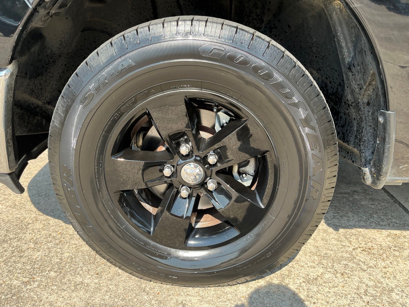 2023 Ram 1500 Classic SLT - 6