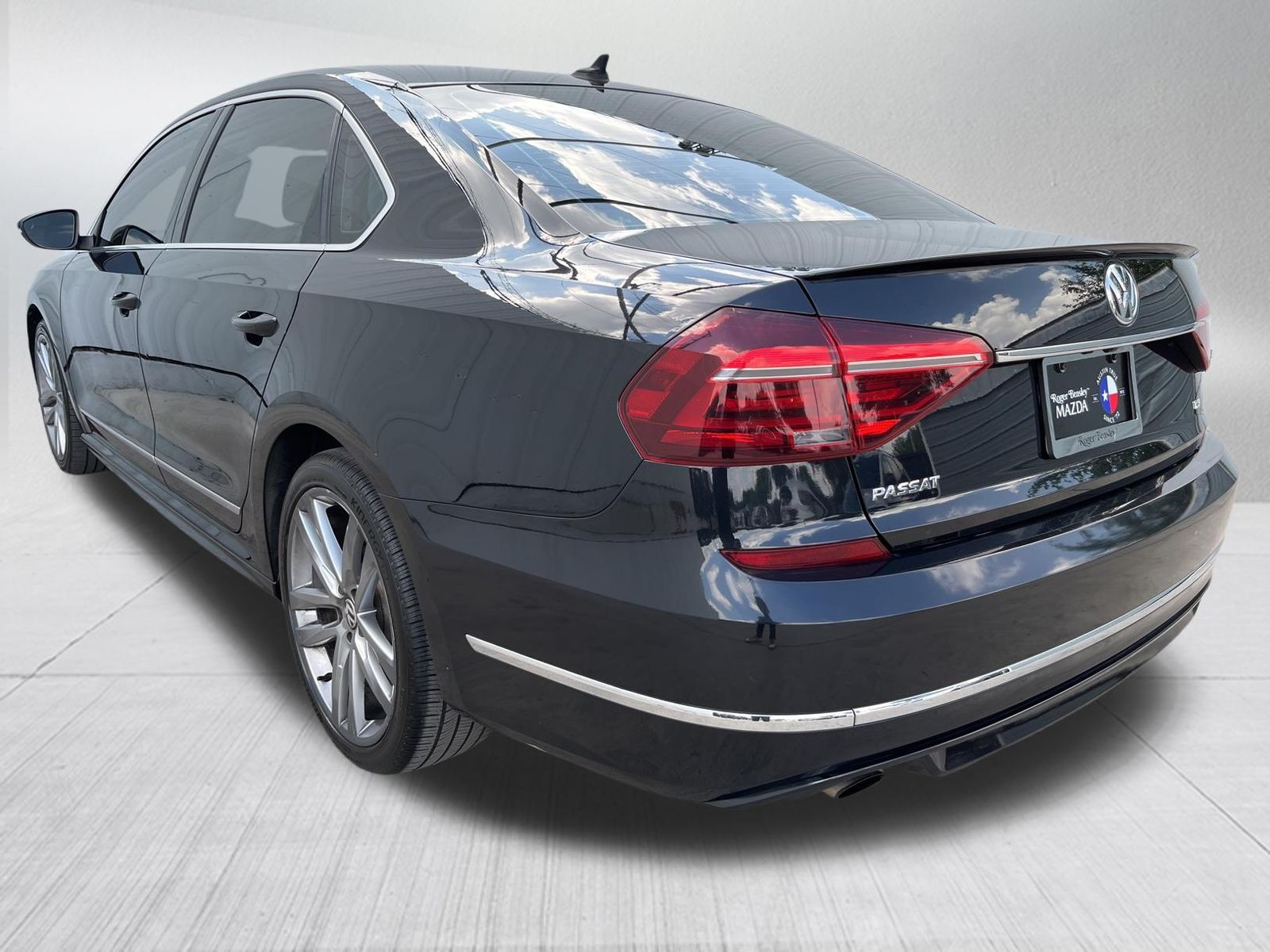 Used Car 2017 Volkswagen Passat  1.8t R-line For Sale Under $15,000 In Austin, Texas