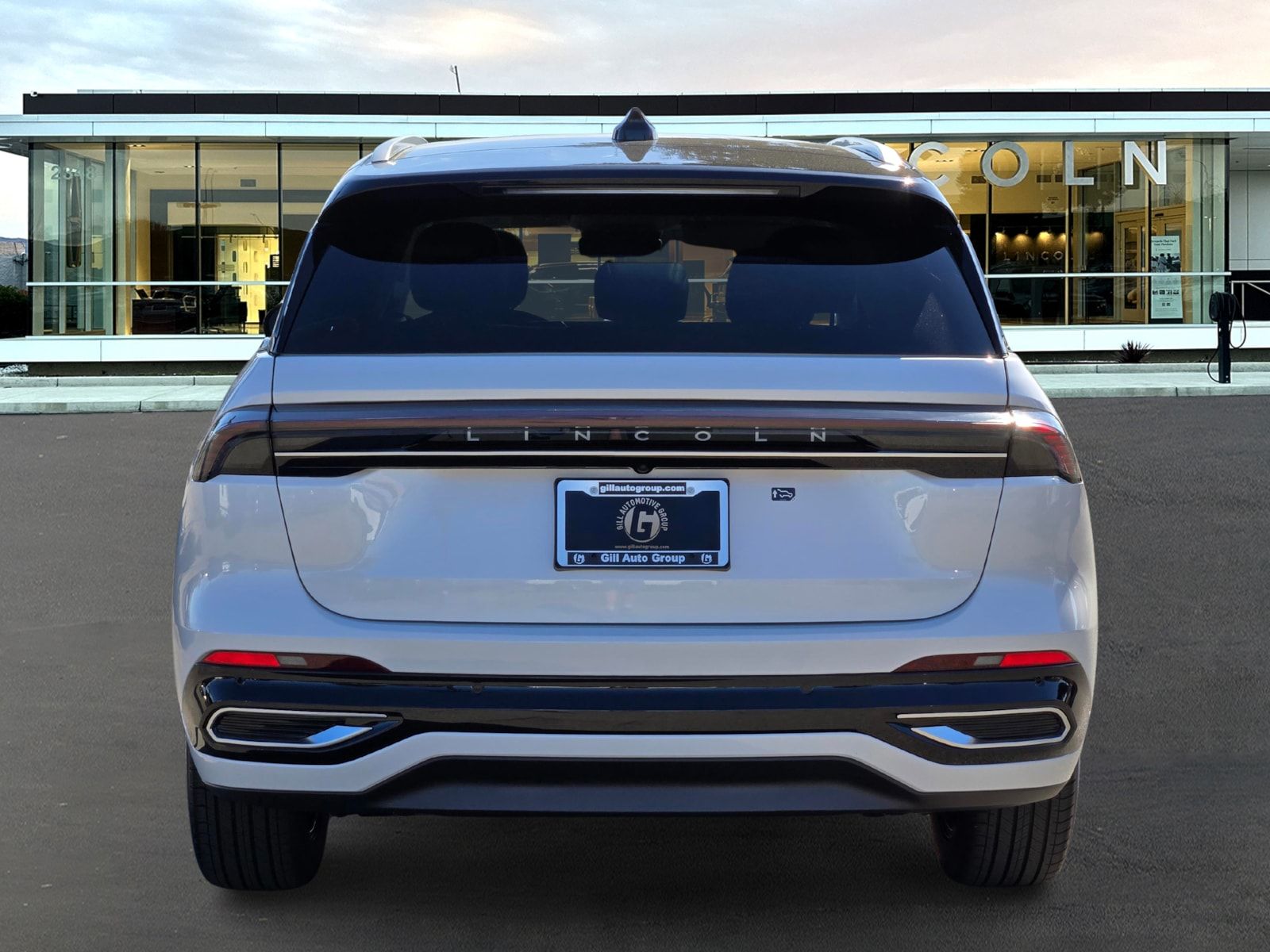 New 2026 White Lincoln Reserve image 5