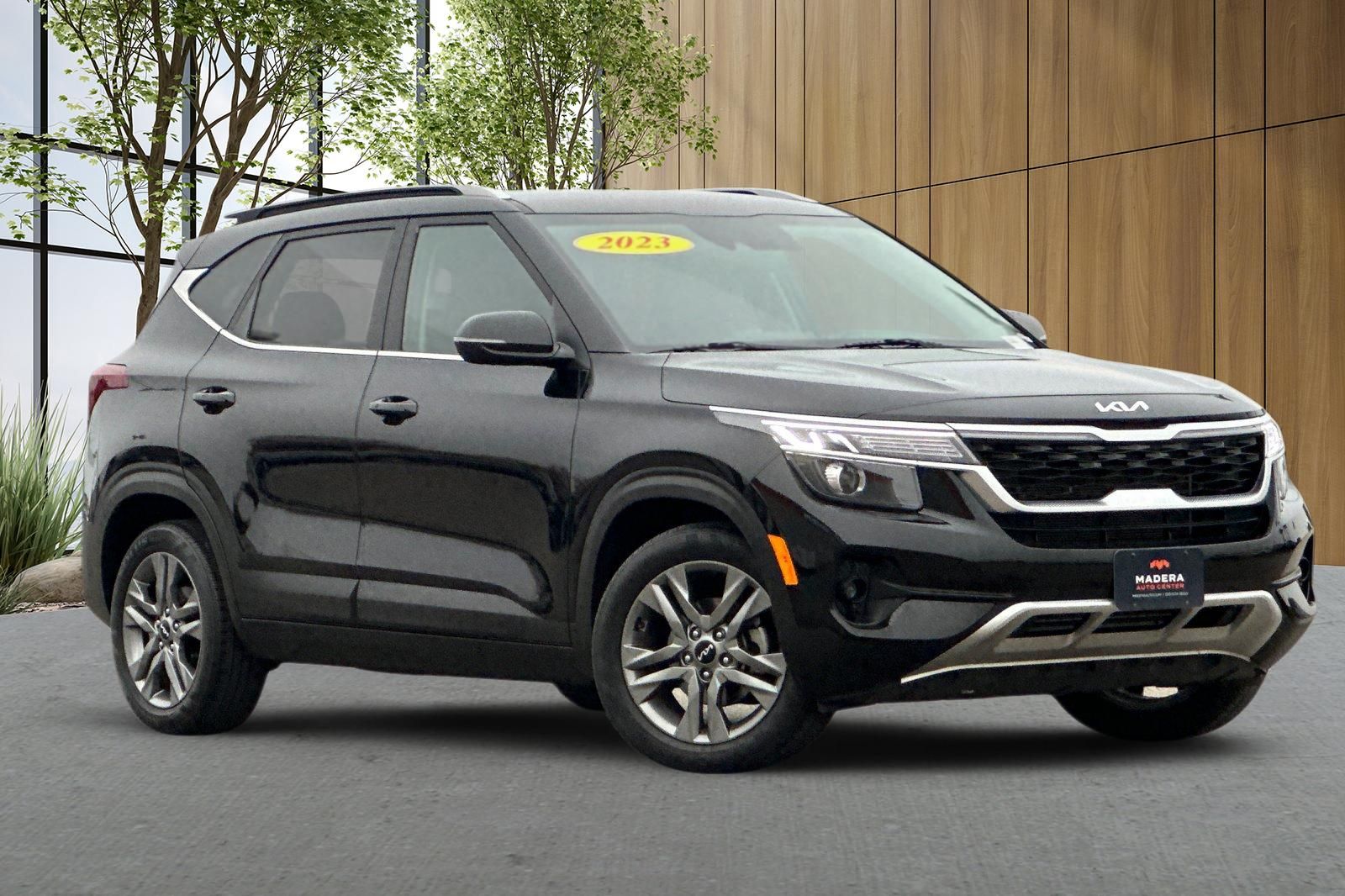 2023 Kia Seltos S FWD