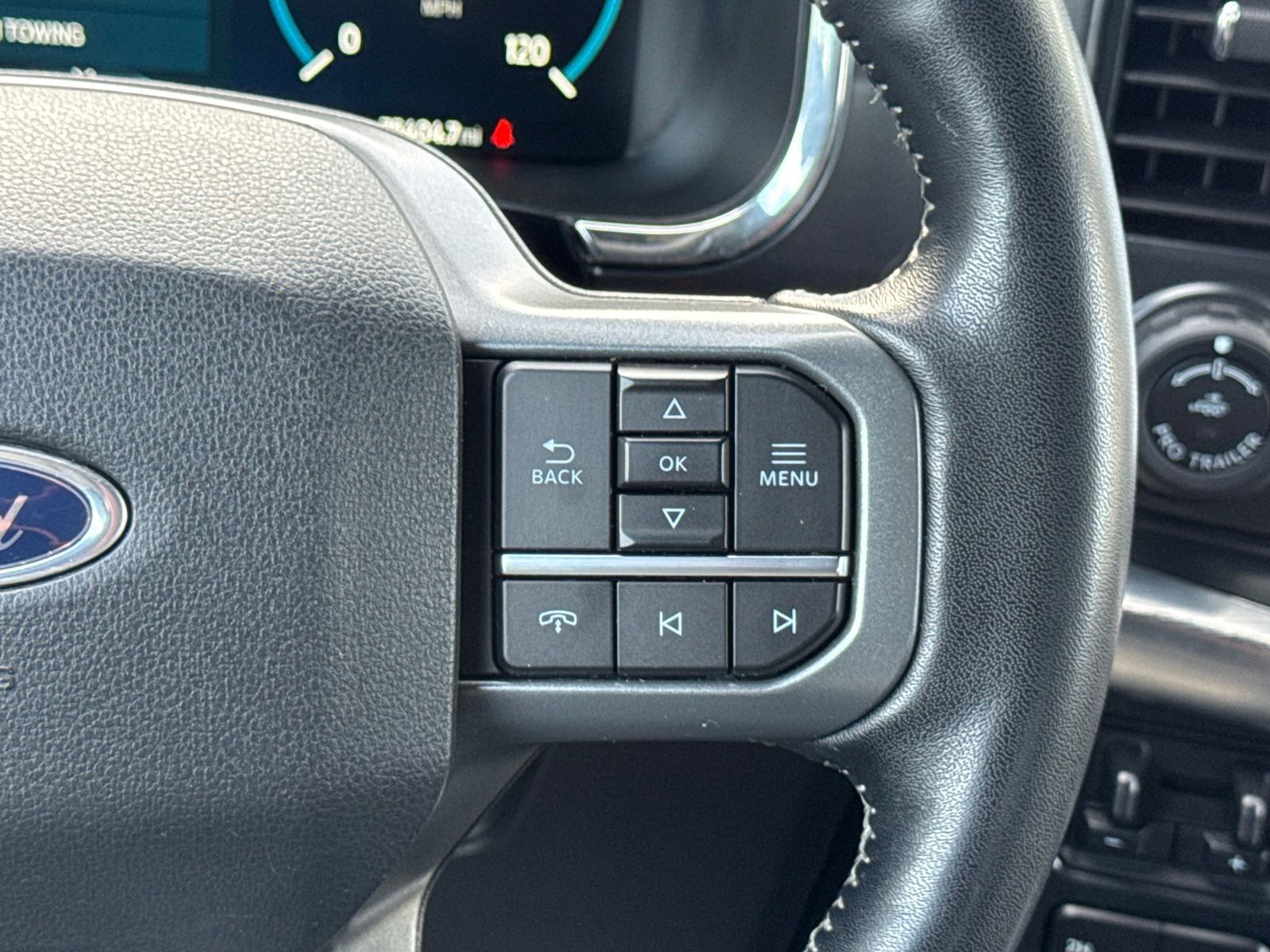 Used 2022 Agate Black Metallic Ford Lariat image 19