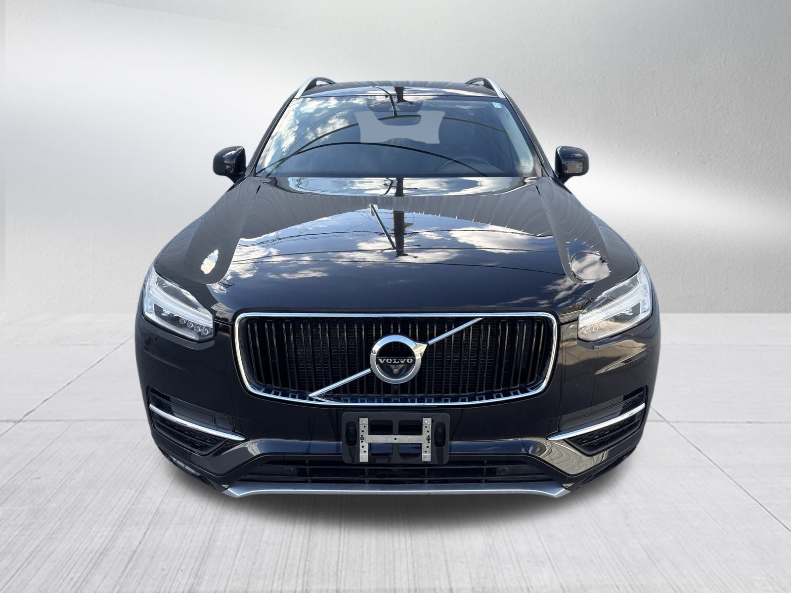 Used Car 2017 Volvo Xc90  T6 Momentum For Sale Under $20,000 In Austin, Texas