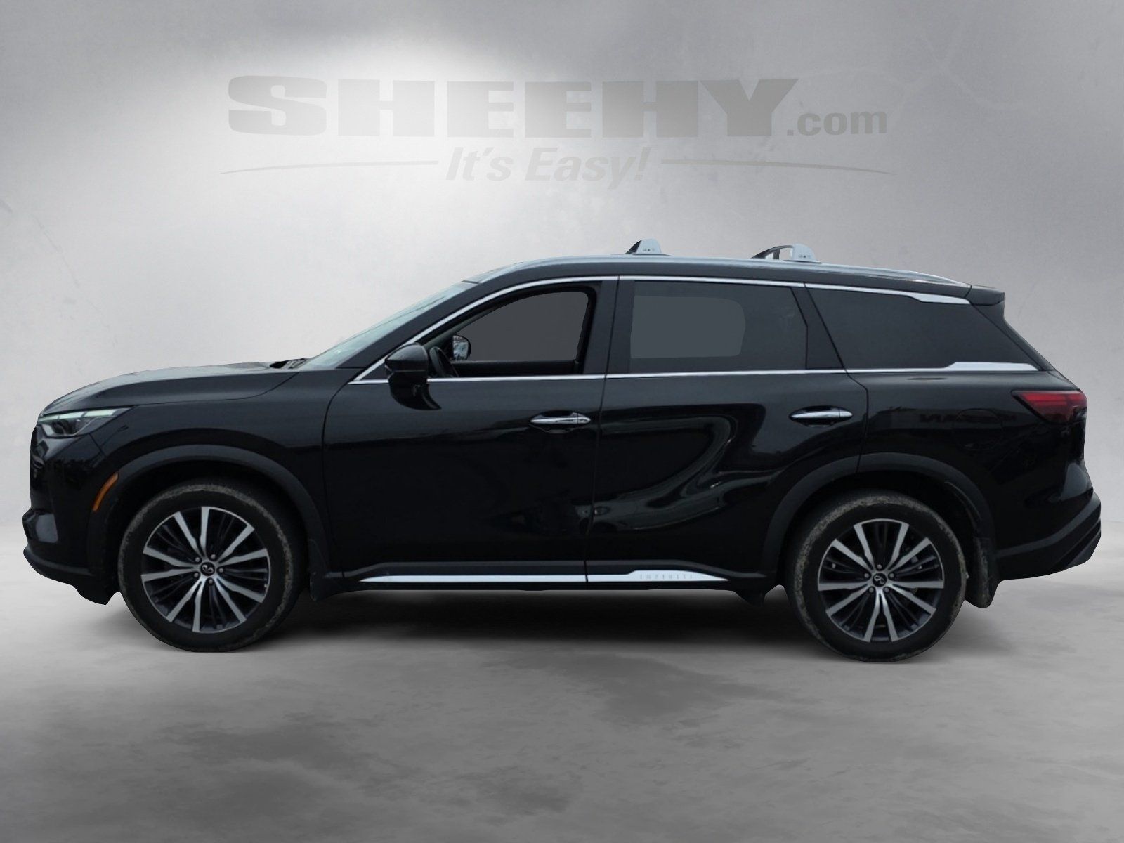 Used 2025 Black INFINITI Sensory image 14