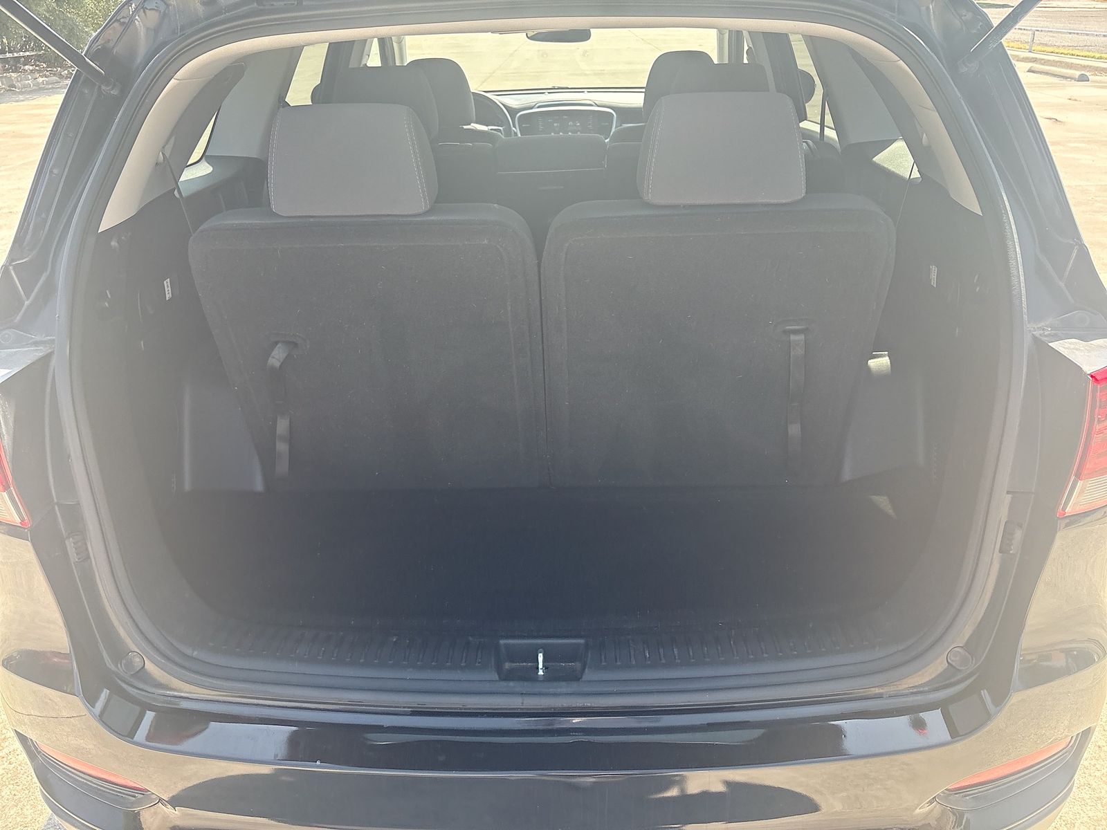Used 2019 Black Kia LX image 24