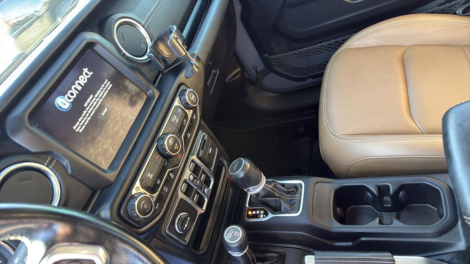 Used Car 2020 Jeep Gladiator  Overland For Sale Under $30,000 In Austin, Texas