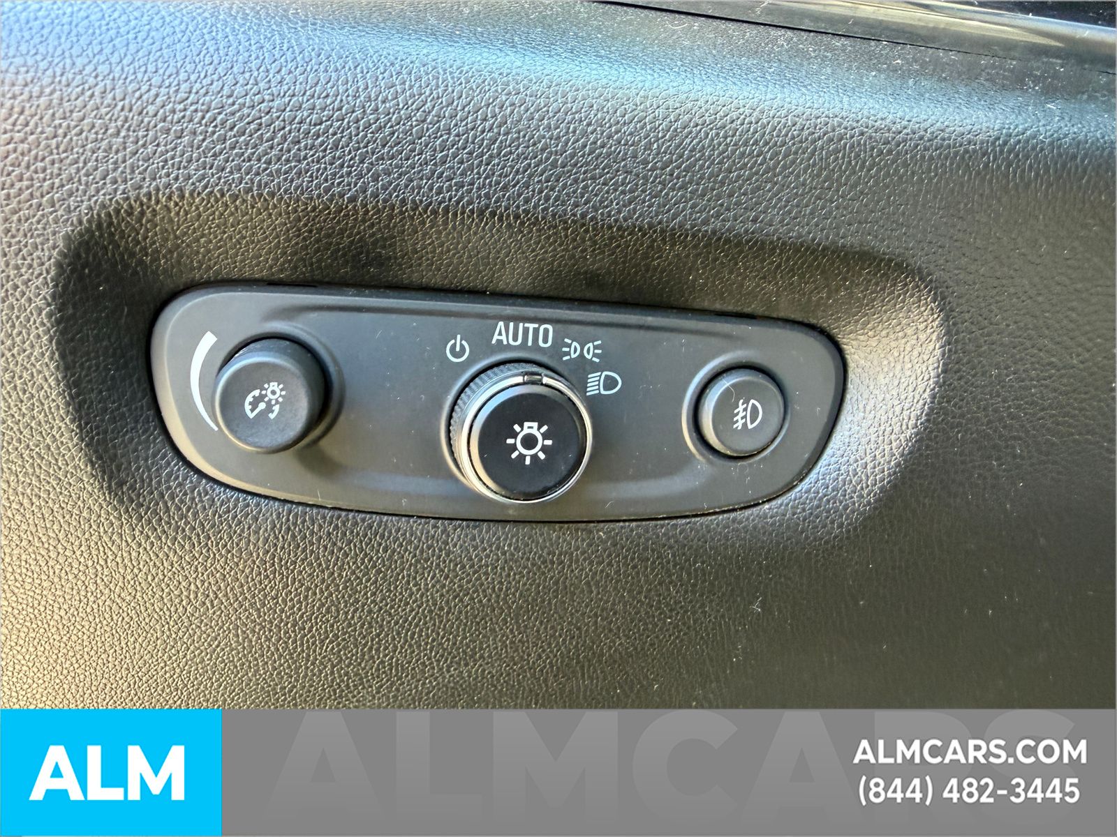 Used 2018 Black Chevrolet LT image 27