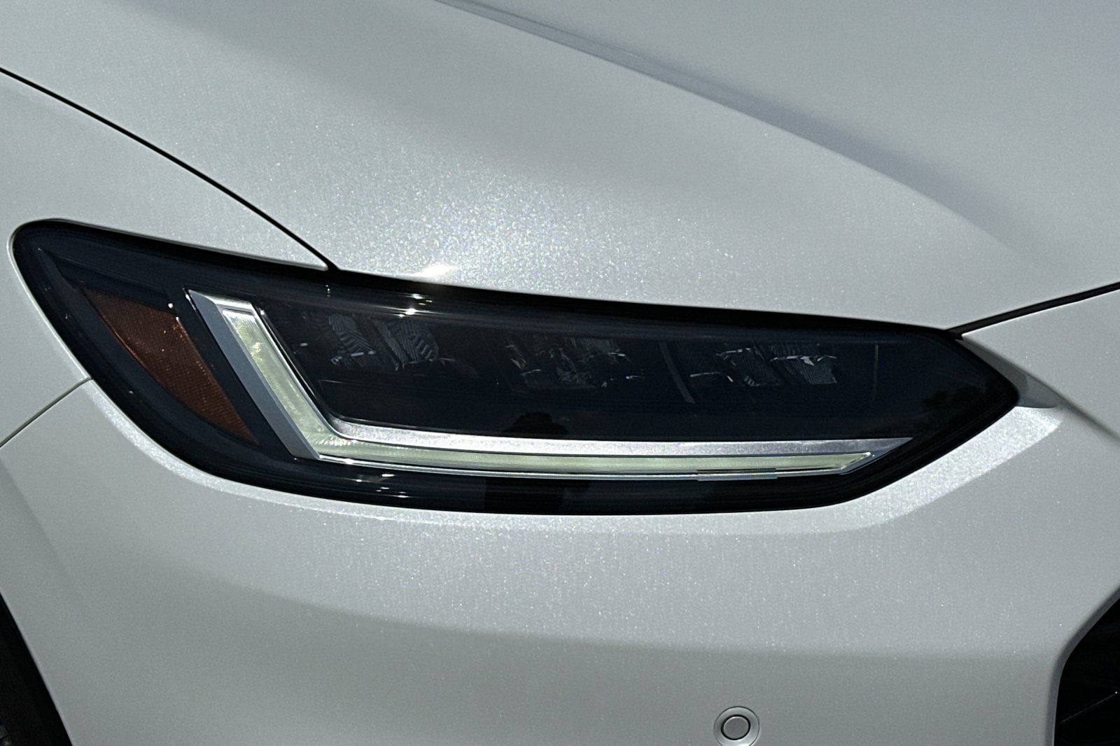New 2027 Silver Honda EX-L image 28