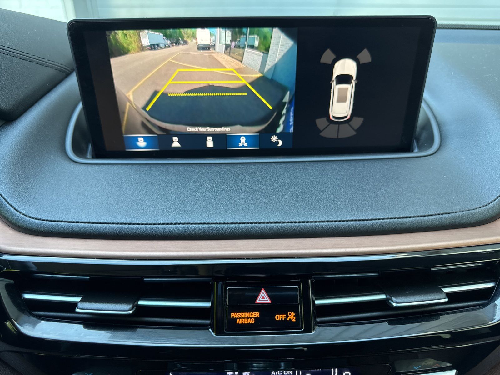 Used 2024 Majestic Black Pearl Acura Technology image 5