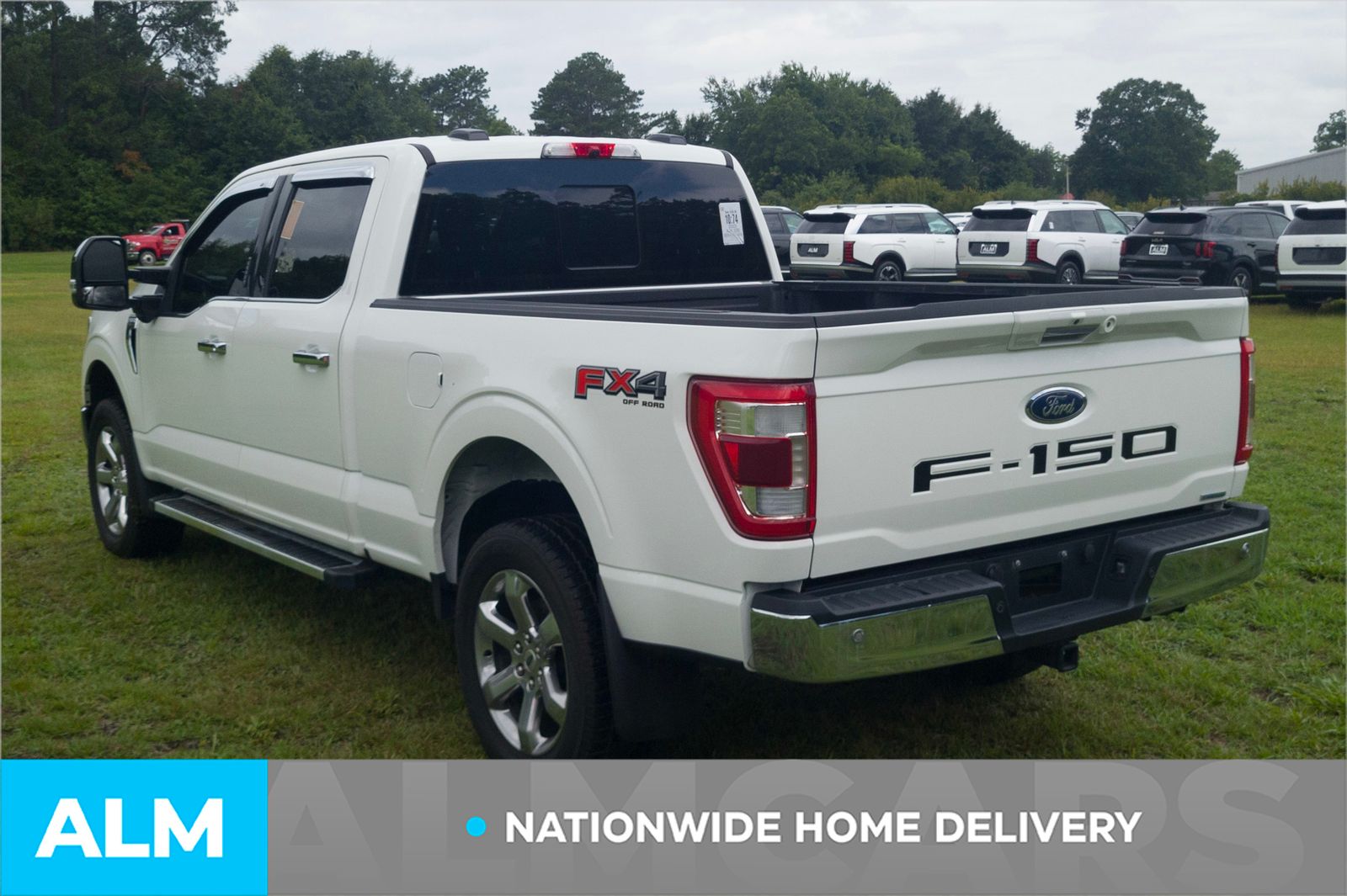 Used 2022 Star White Metallic Tri-Coat Ford Lariat image 4