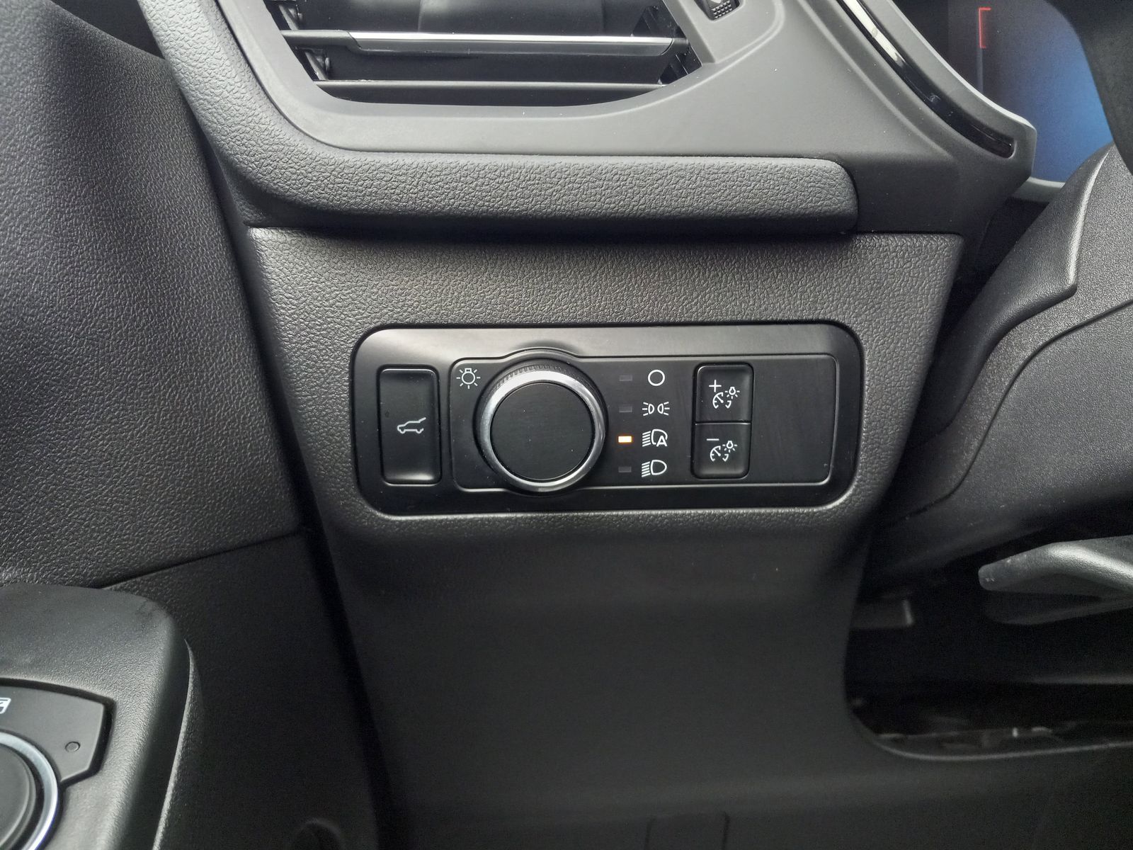 2024 Ford Escape image 25