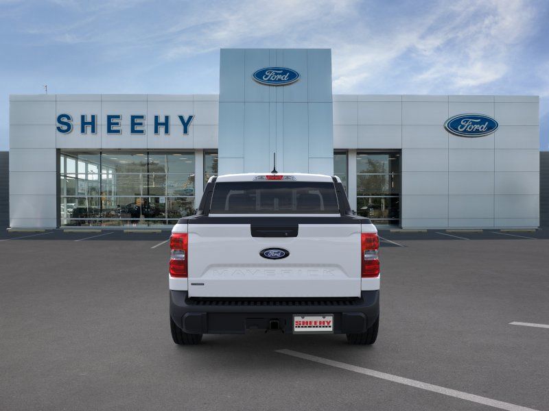 New 2025 Oxford White Ford XLT image 5
