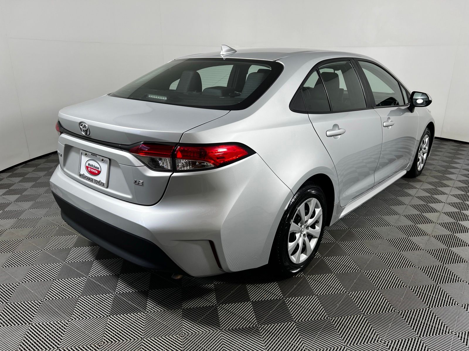 Thumbnail: 2024 Toyota Corolla - 5