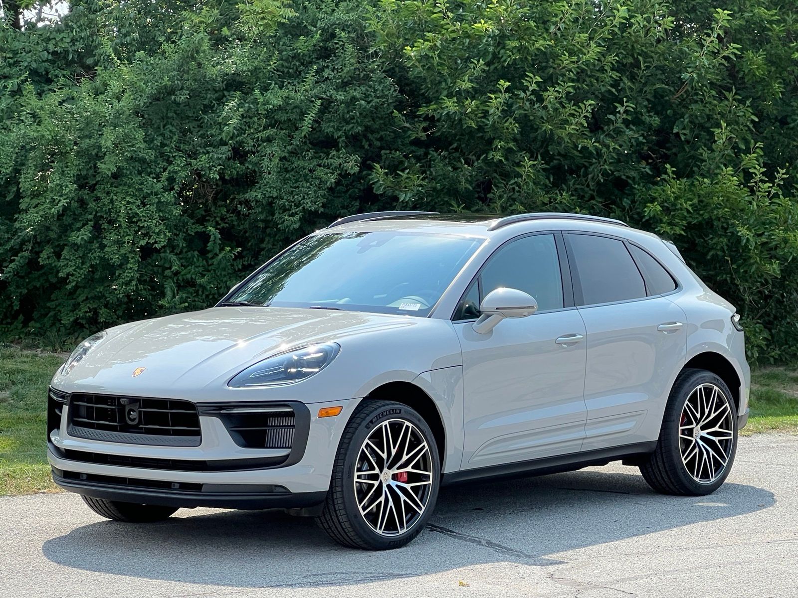 Chalk 2026 Porsche Macan SUV / Crossover All-Wheel Drive 7-Speed Automatic