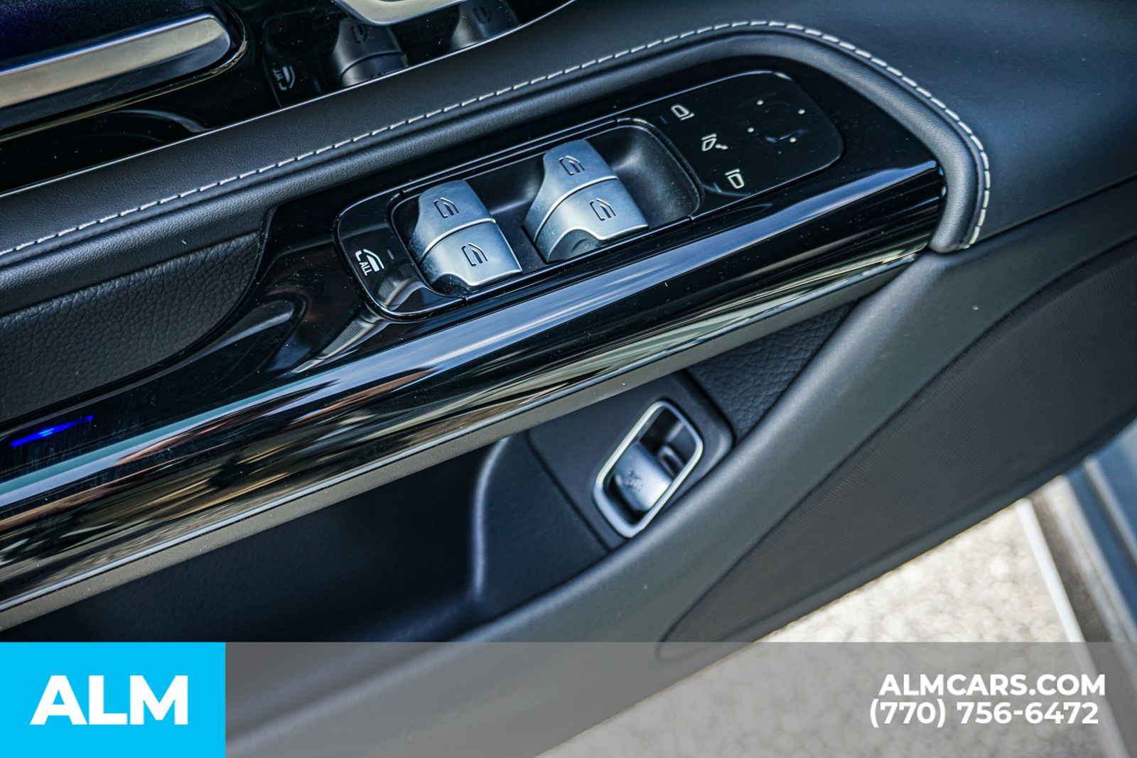 Used 2023  Mercedes-Benz SL 43 AMG® image 44