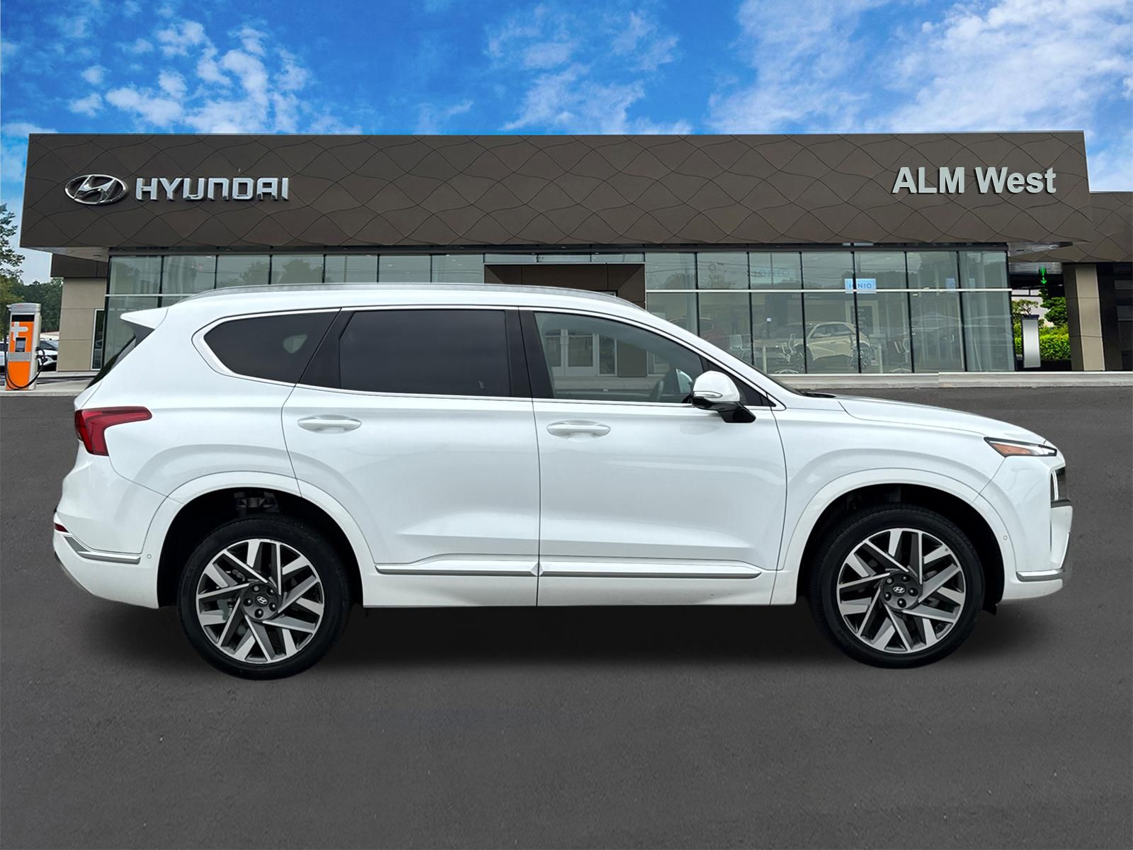 Certified Used 2023 White Pearl Hyundai Calligraphy image 4
