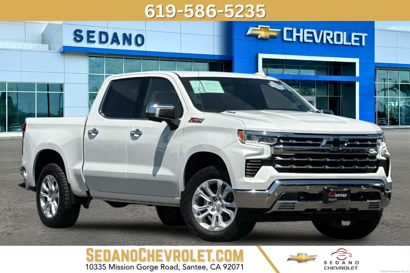 White (Iridescent Pearl Tricoat) 2023 Chevrolet Silverado 1500 Pickup Truck Four-Wheel Drive Automatic