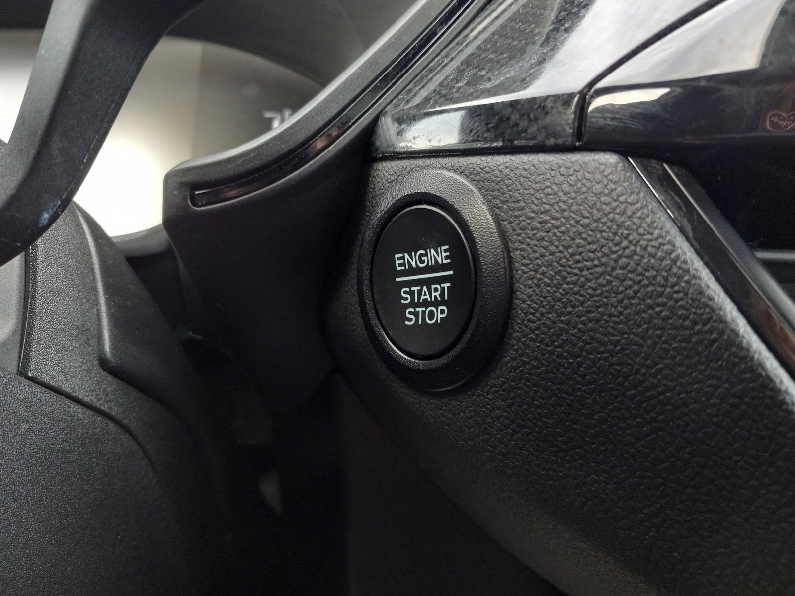 2024 Ford Escape image 25